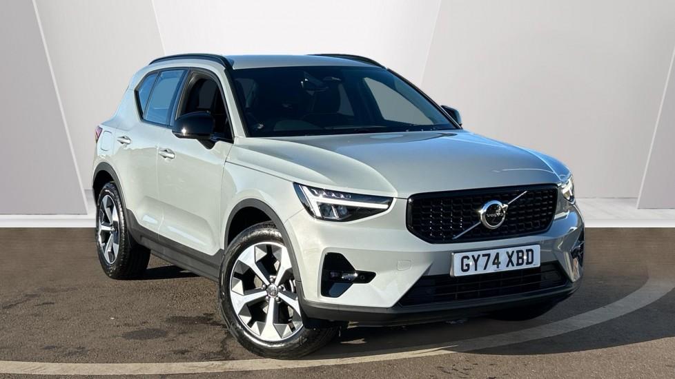 Main listing image - Volvo XC40