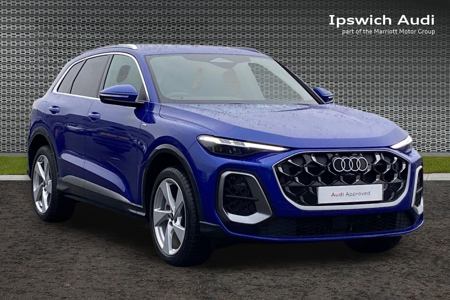 Main listing image - Audi Q5