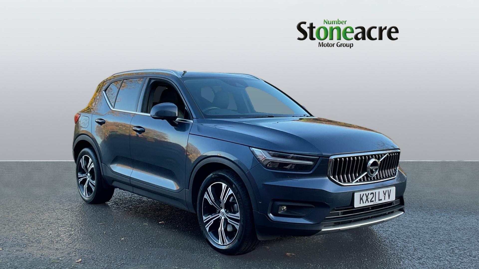 Main listing image - Volvo XC40