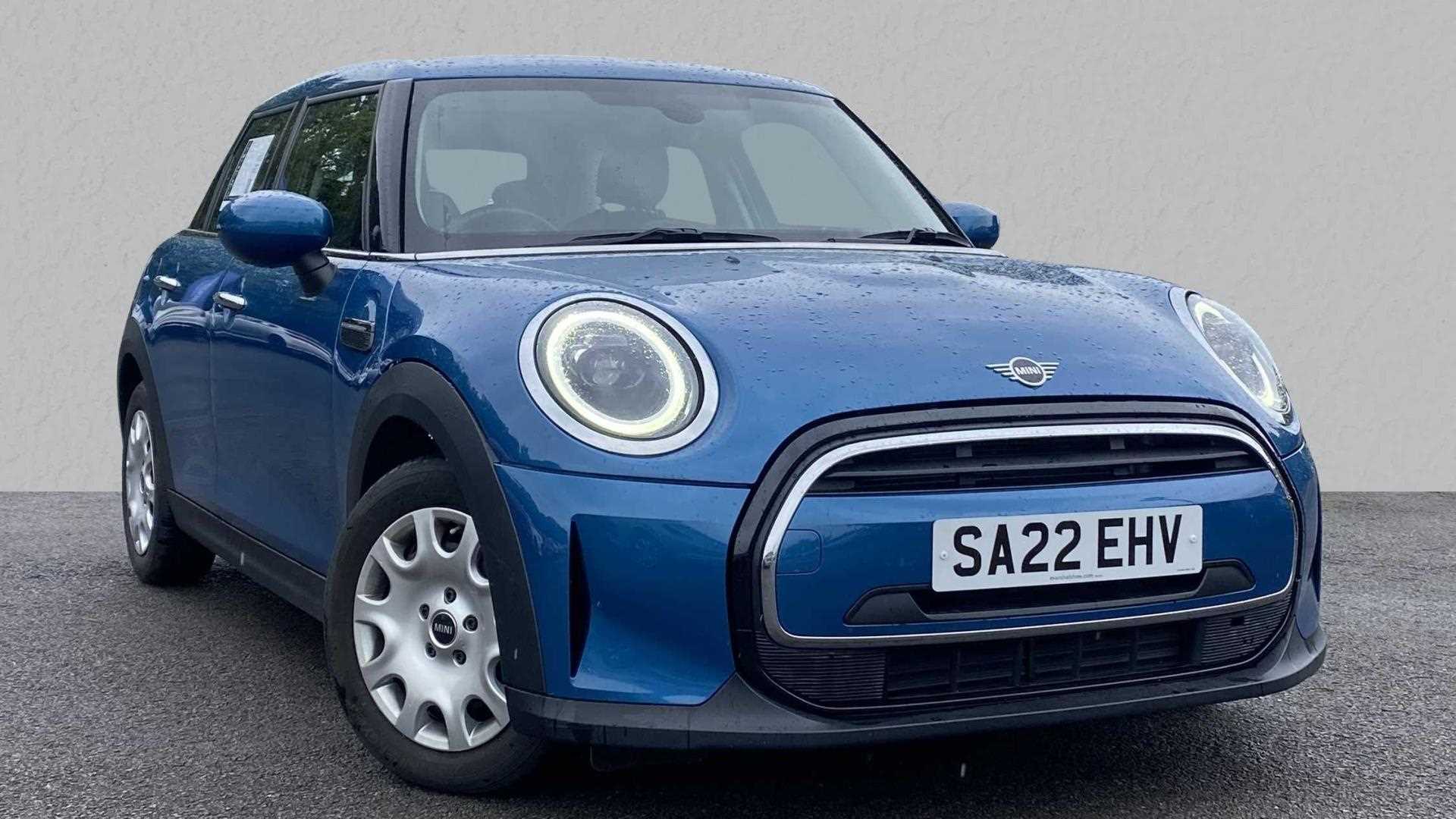 Main listing image - MINI Hatchback 5dr