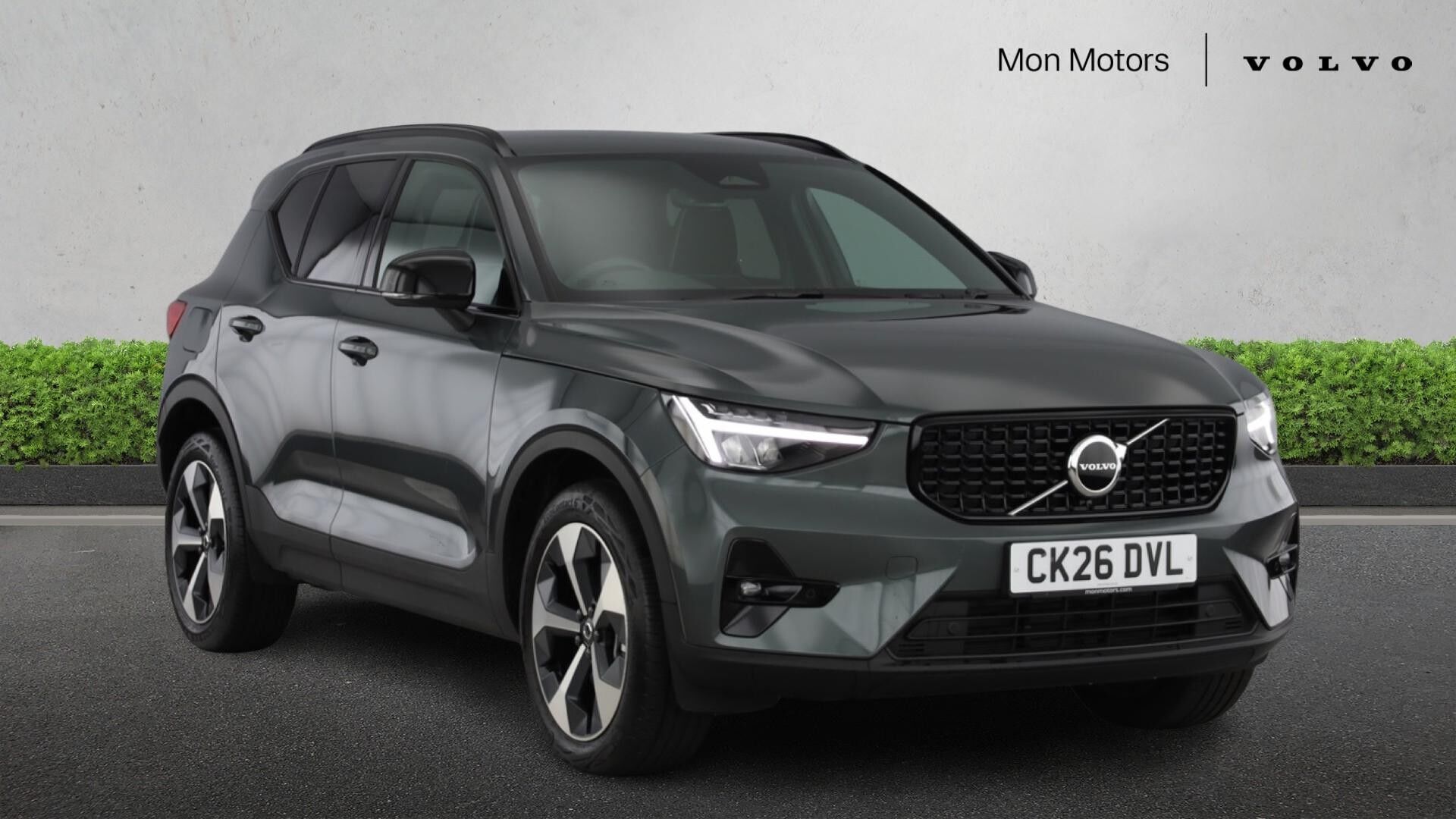 Main listing image - Volvo XC40