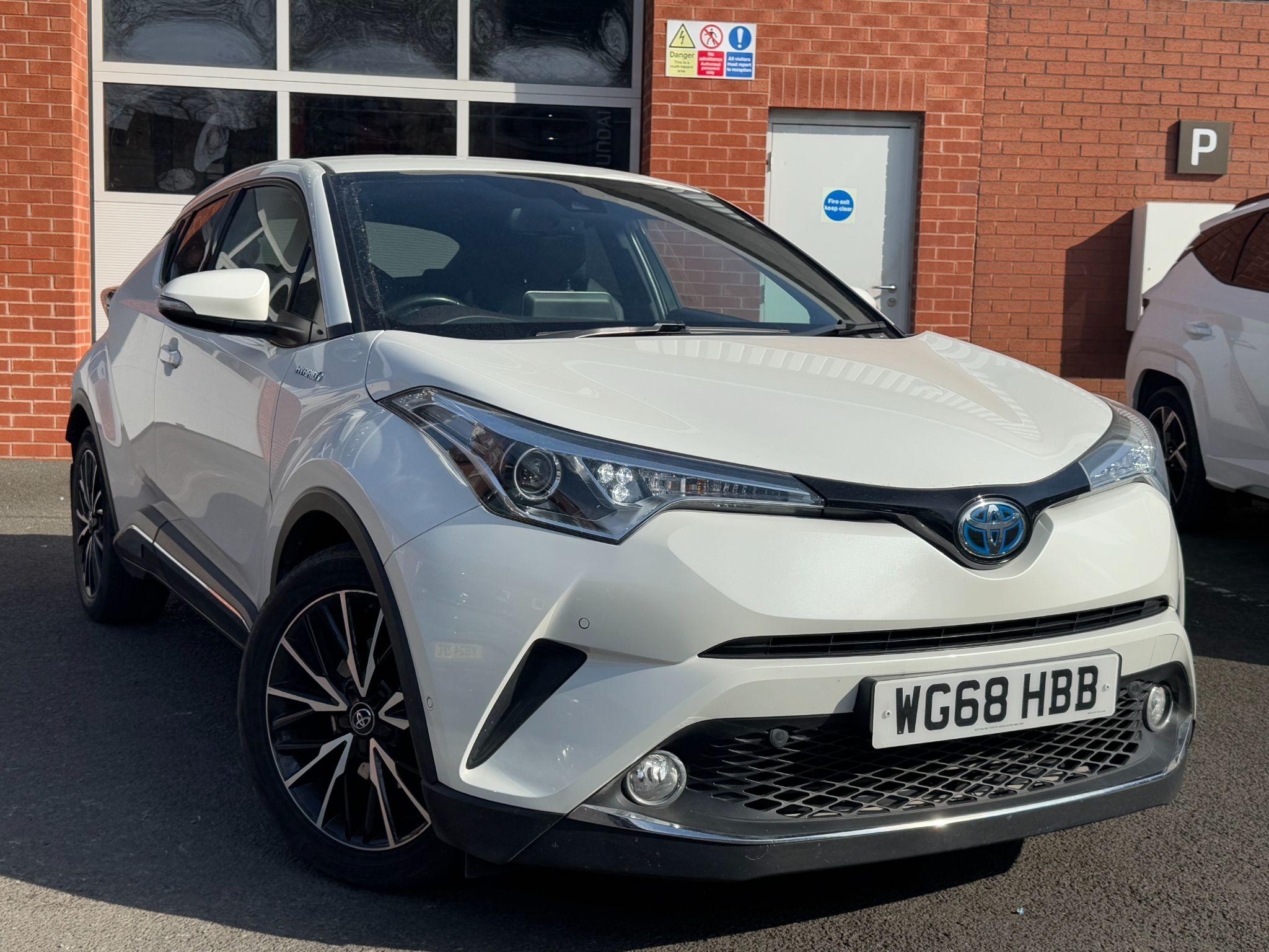 Main listing image - Toyota C-HR