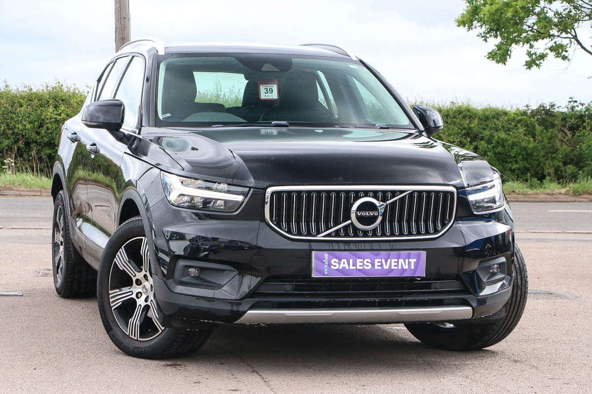 Main listing image - Volvo XC40