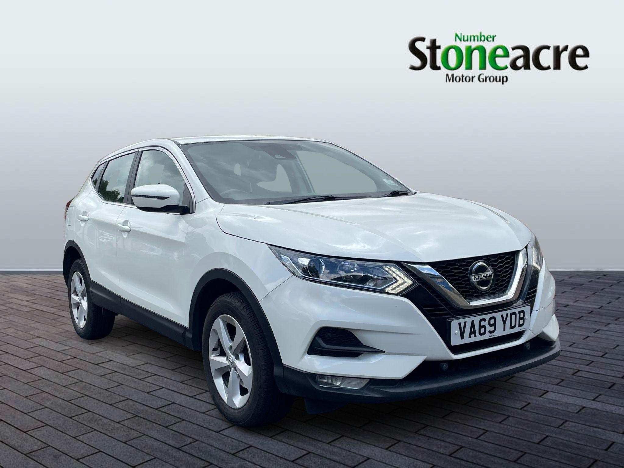 Main listing image - Nissan Qashqai