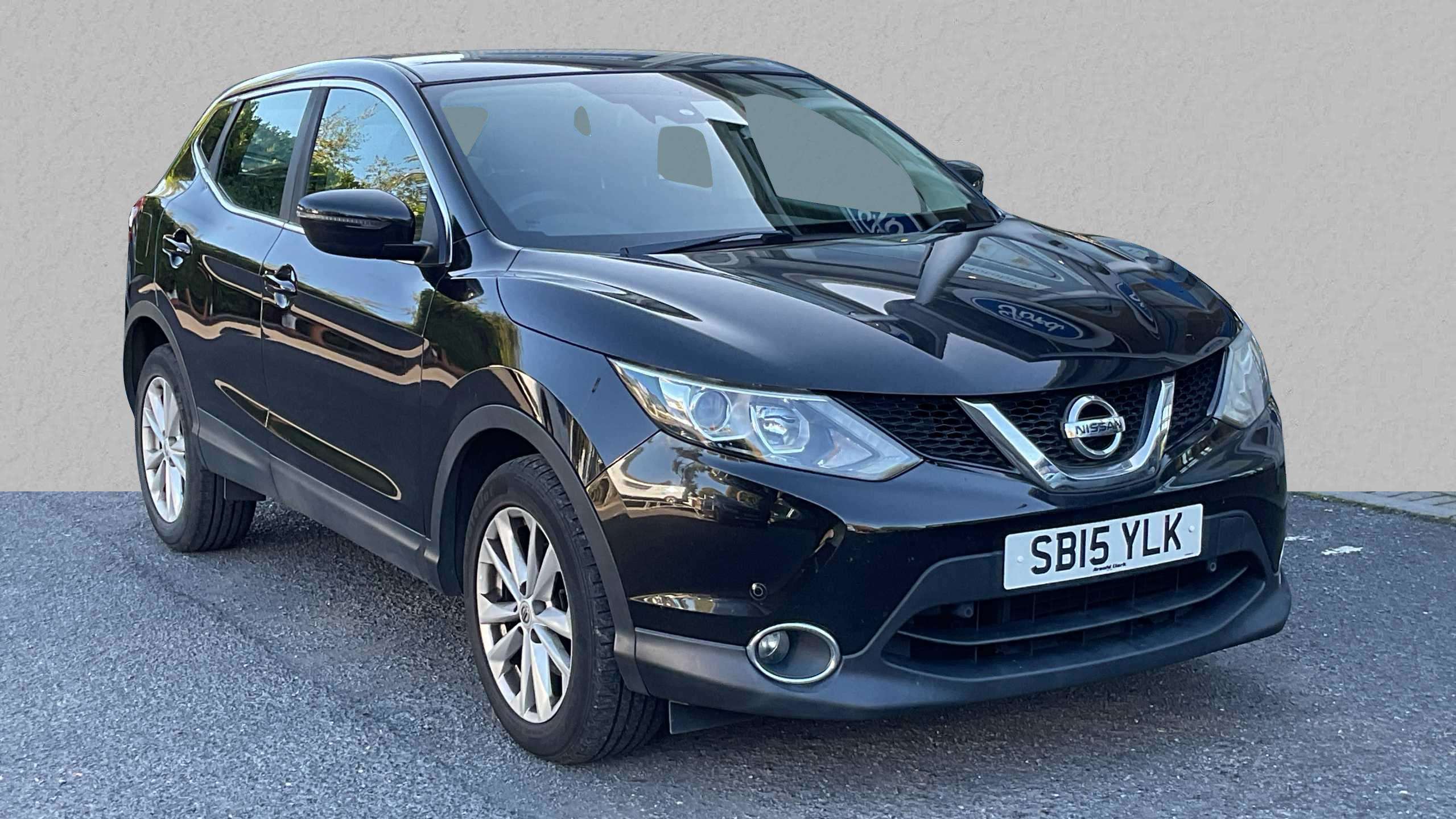Main listing image - Nissan Qashqai