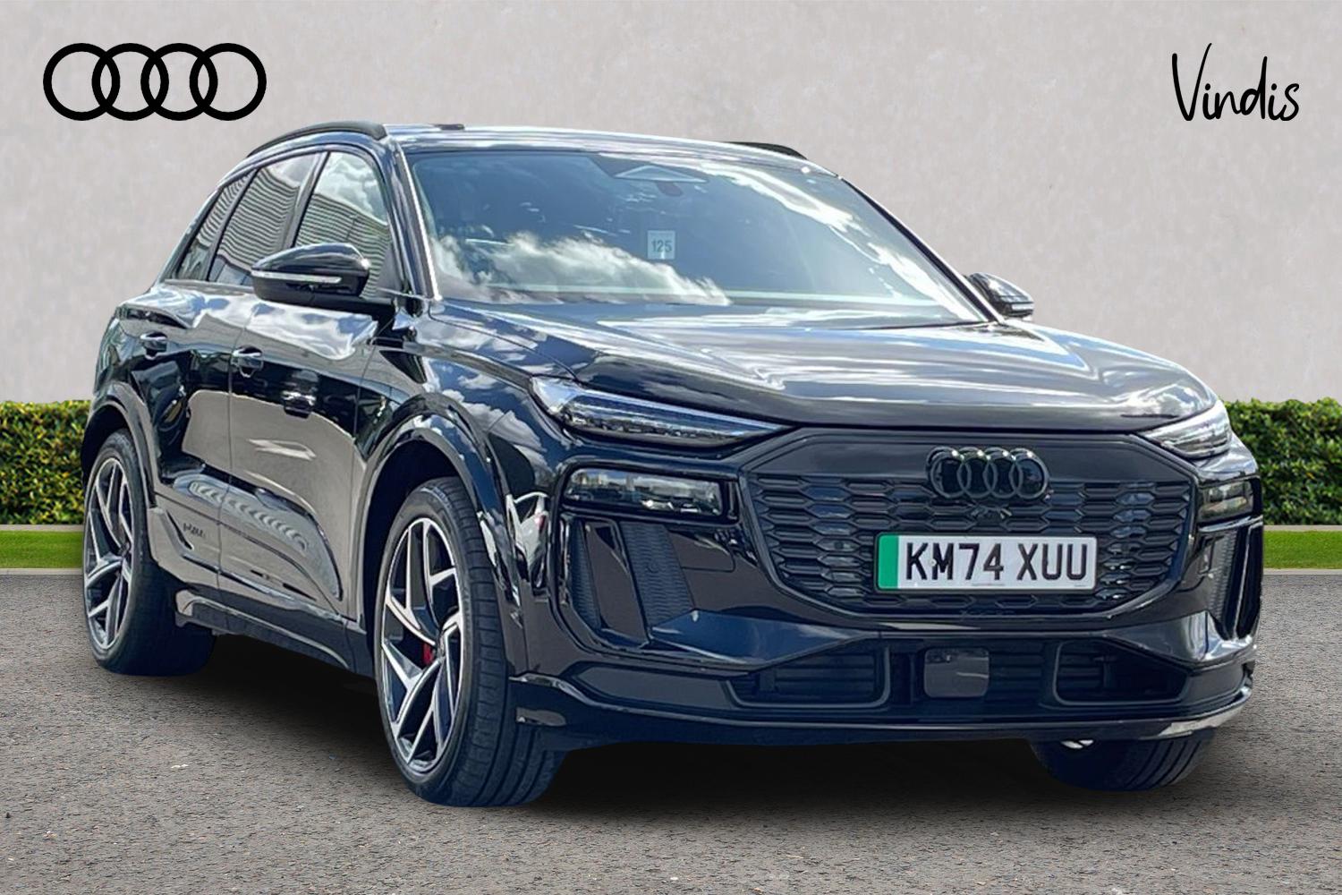 Main listing image - Audi Q6 e-tron