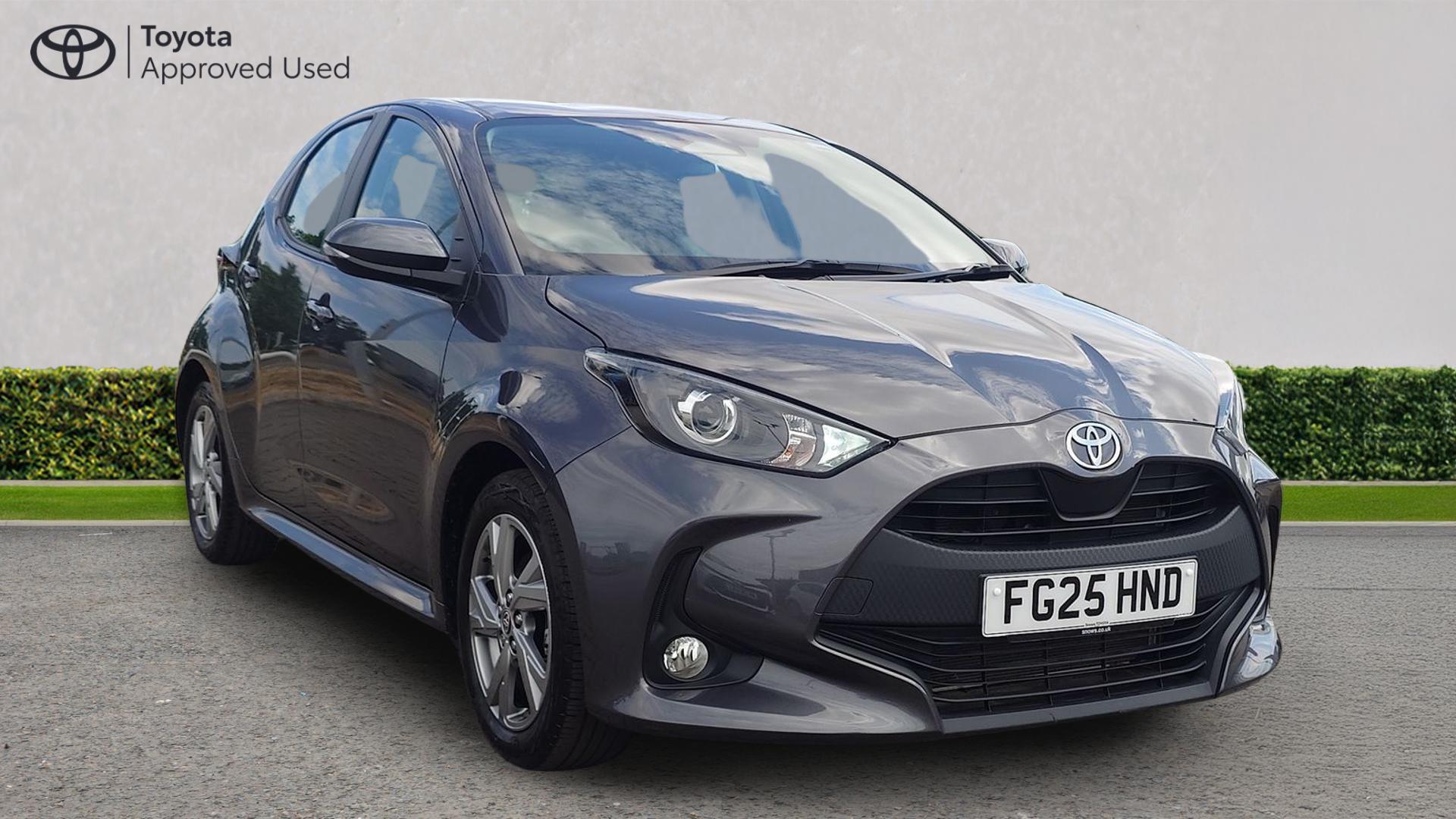 Main listing image - Toyota Yaris