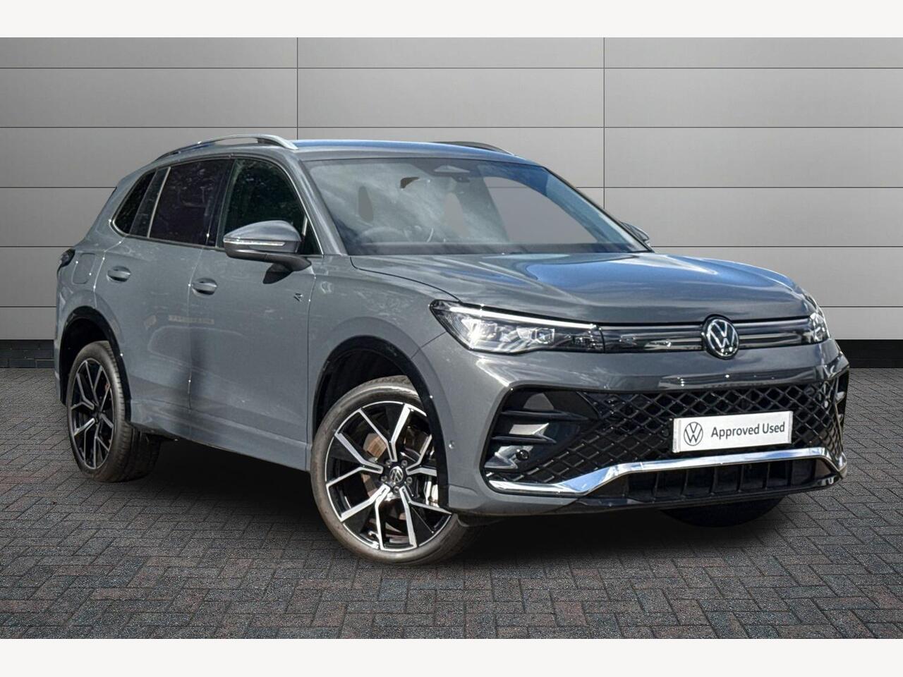 Main listing image - Volkswagen Tiguan