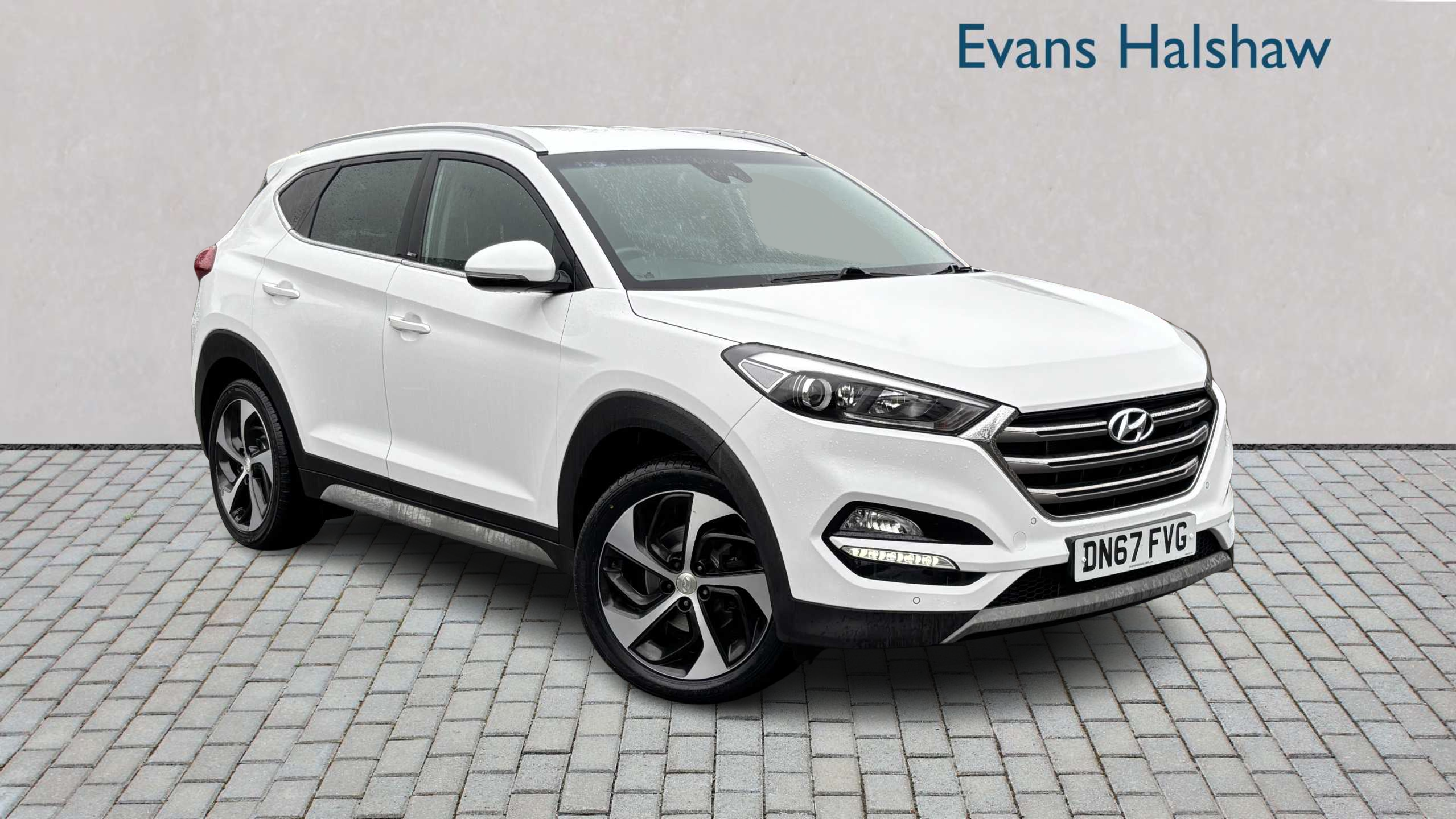 Main listing image - Hyundai Tucson
