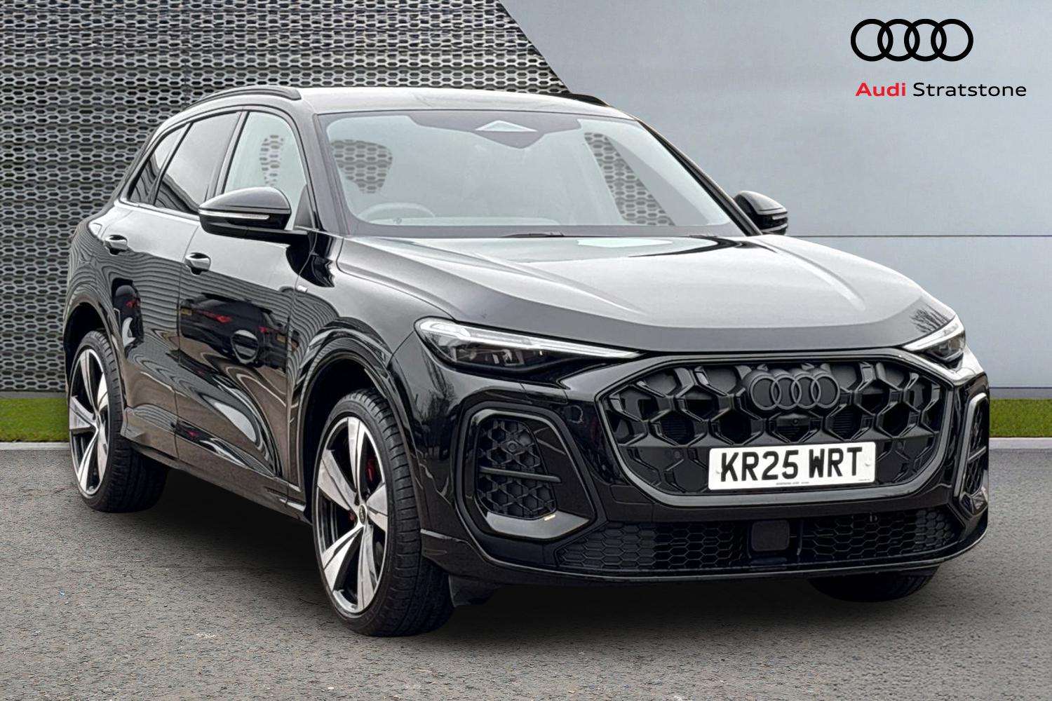 Main listing image - Audi Q5