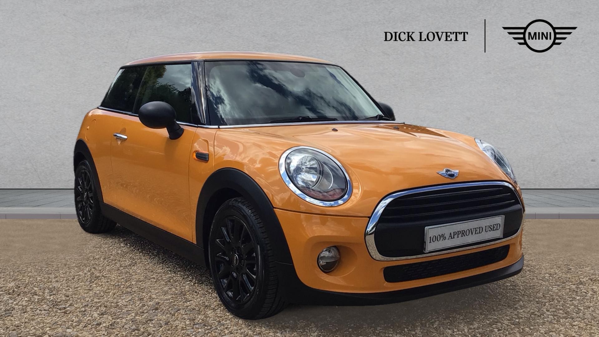 Main listing image - MINI Hatchback