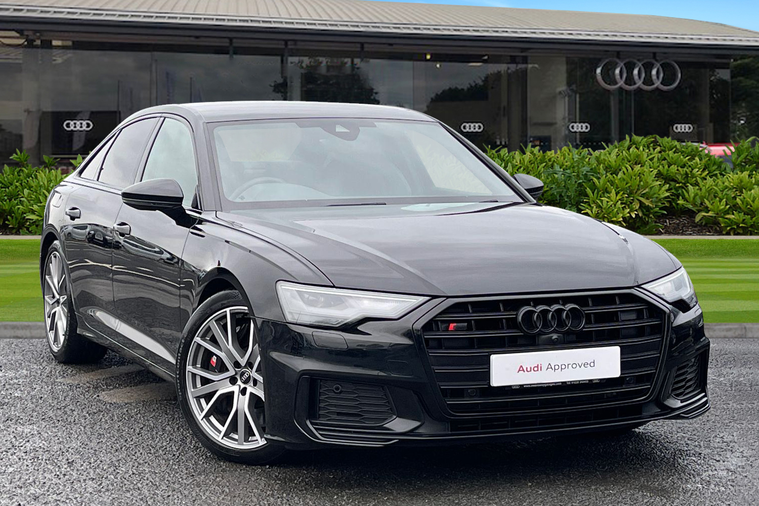 Main listing image - Audi S6