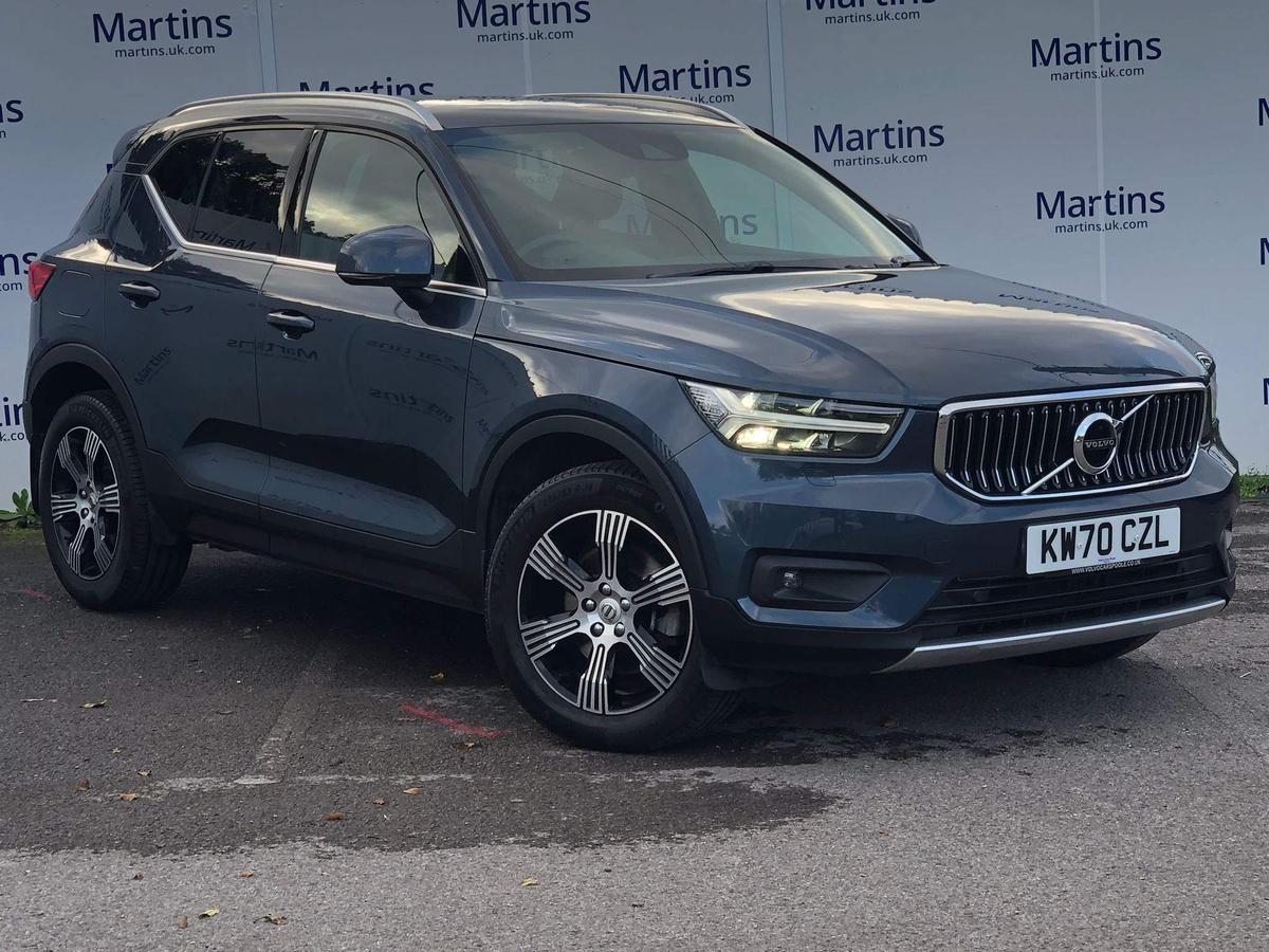 Main listing image - Volvo XC40