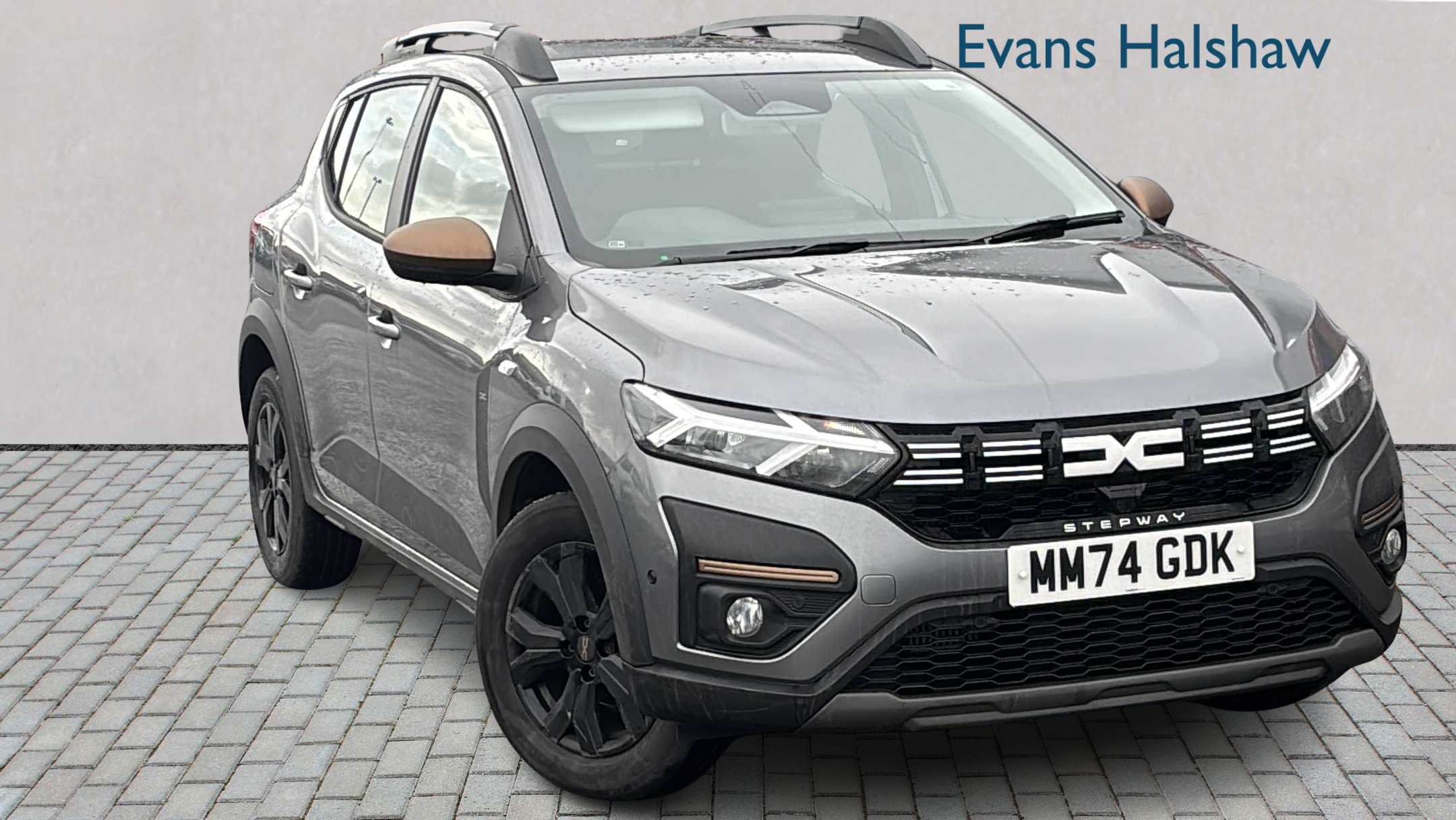 Main listing image - Dacia Sandero Stepway