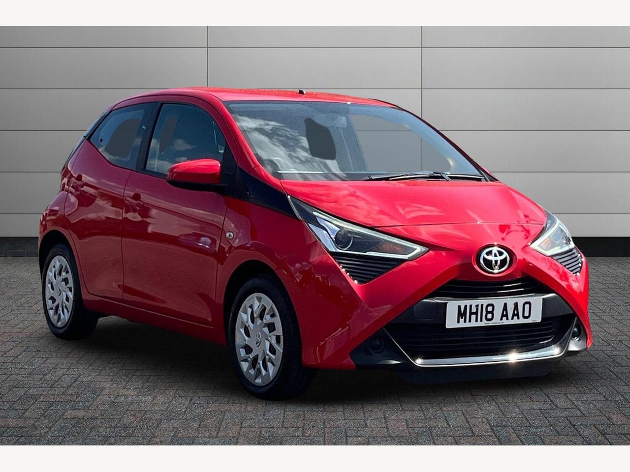 Main listing image - Toyota Aygo