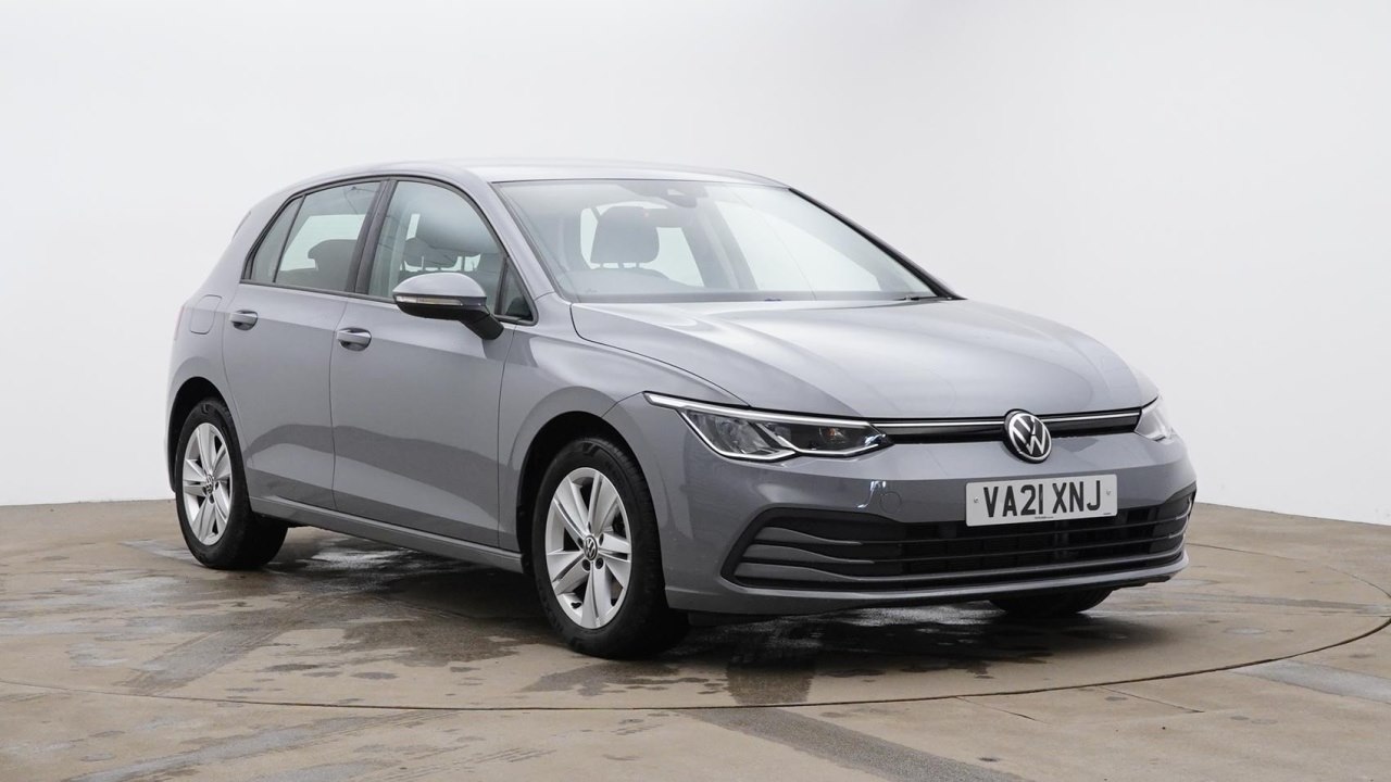 Main listing image - Volkswagen Golf