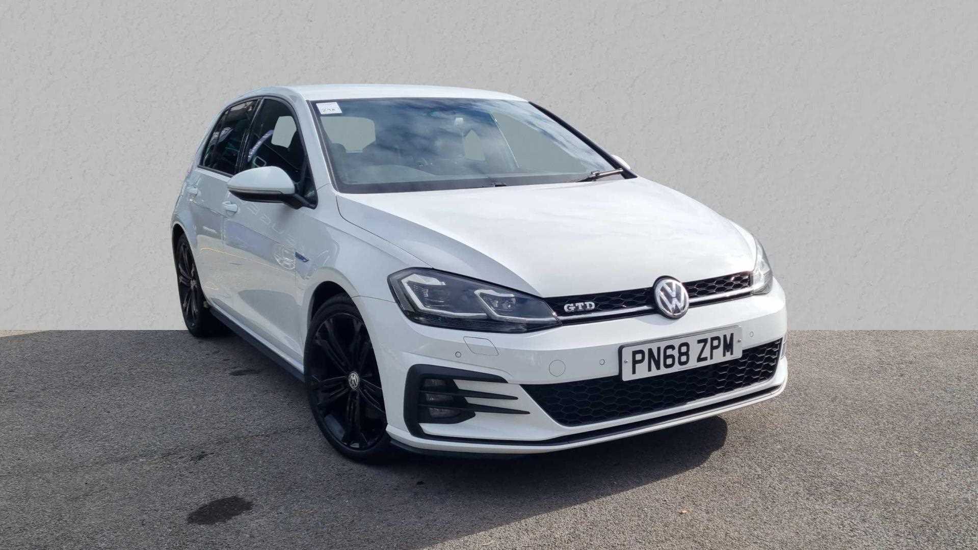 Main listing image - Volkswagen Golf