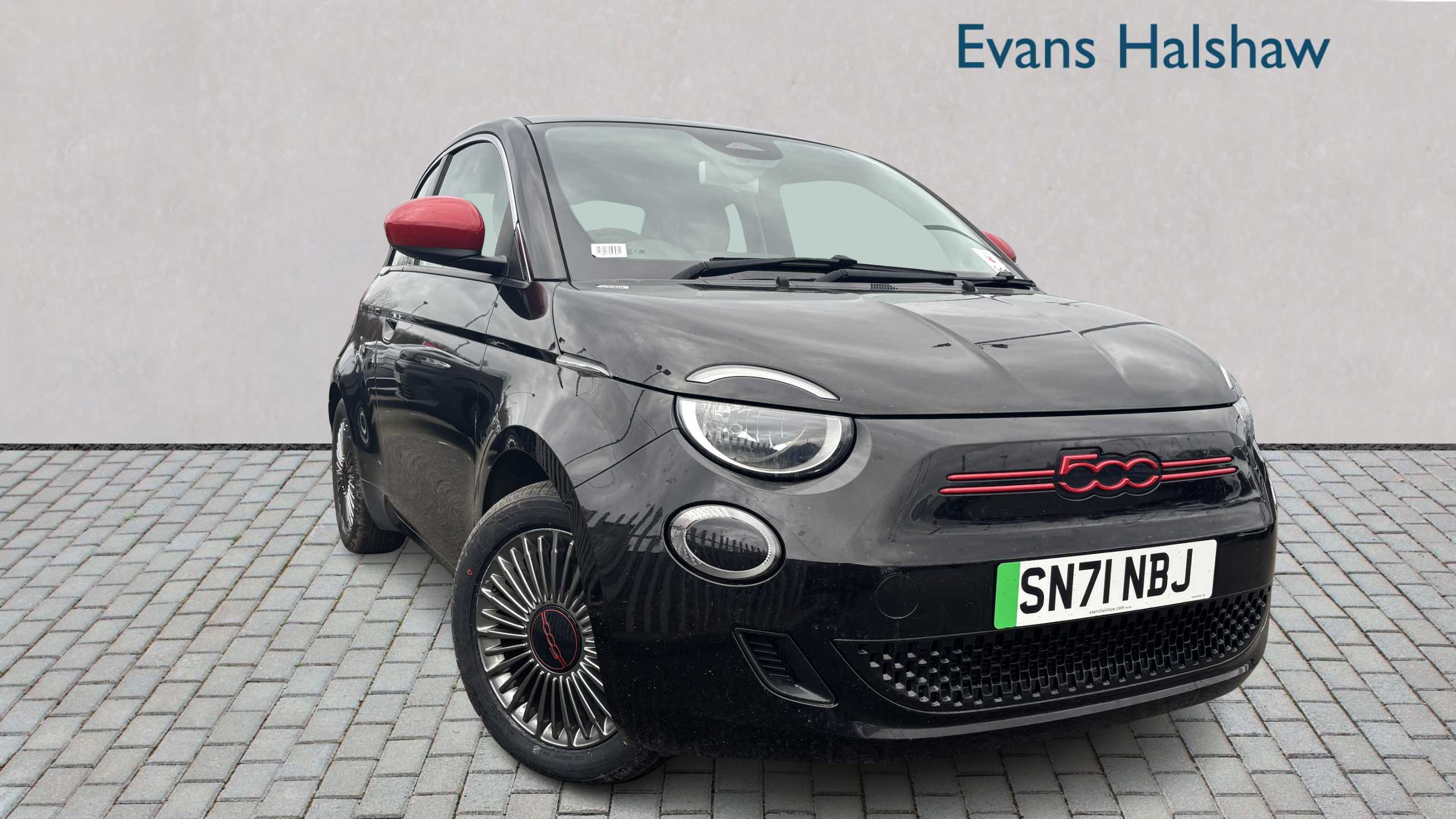 Main listing image - Fiat 500 Electric