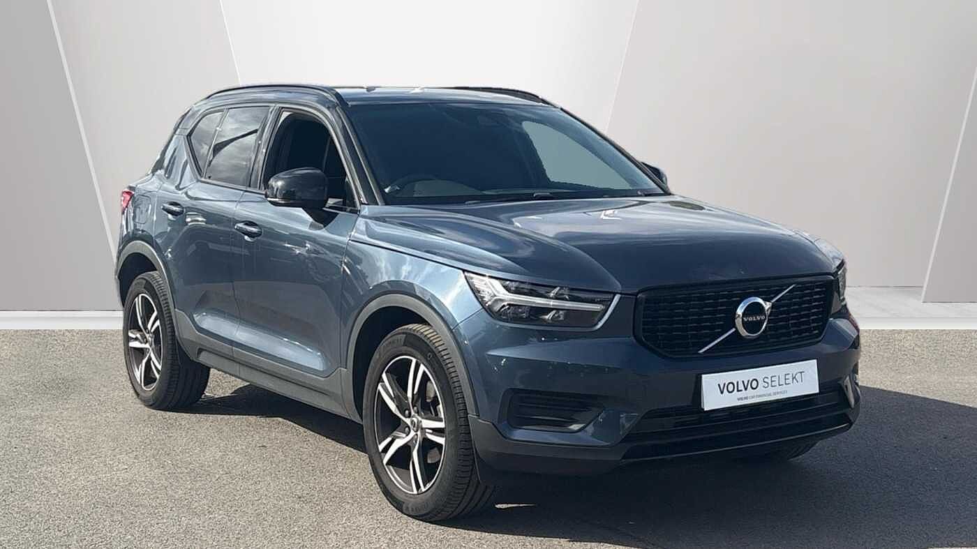 Main listing image - Volvo XC40