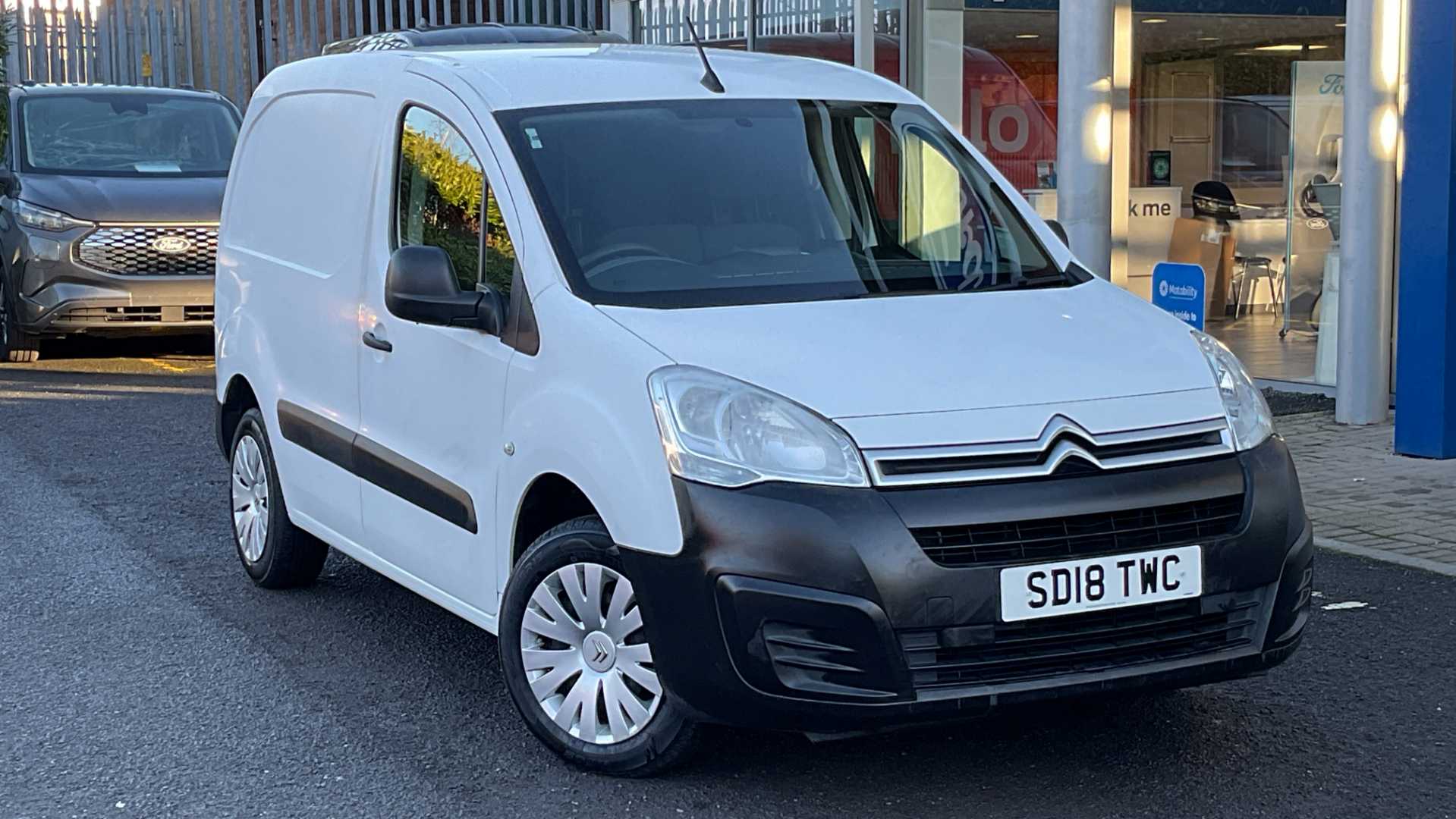 Main listing image - Citroen Berlingo Van