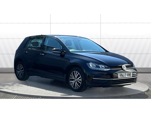 Main listing image - Volkswagen Golf