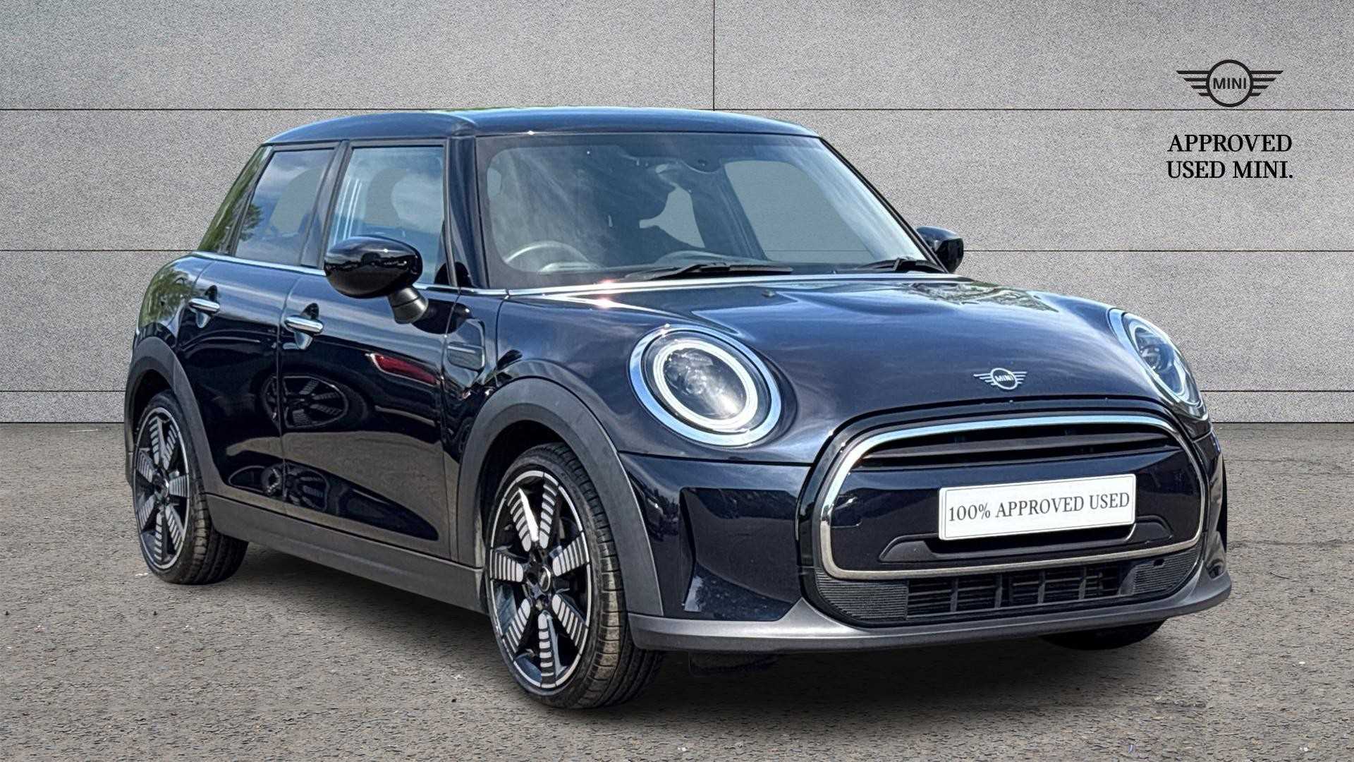 Main listing image - MINI Hatchback 5dr
