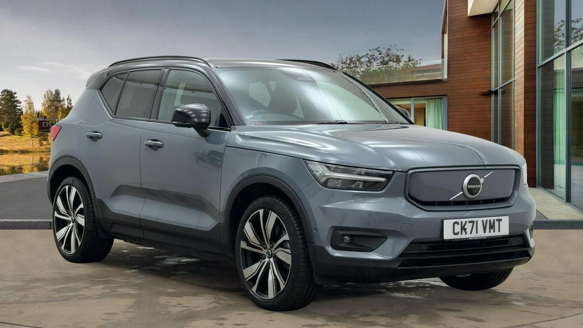 Main listing image - Volvo XC40 Recharge