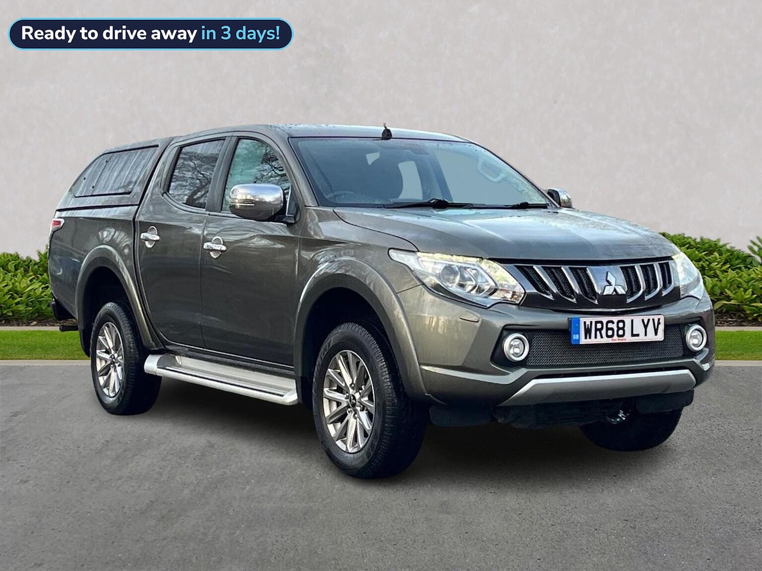 Main listing image - Mitsubishi L200