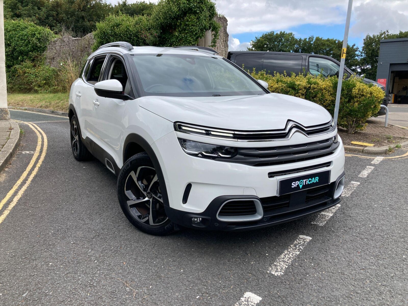 Main listing image - Citroen C5 Aircross