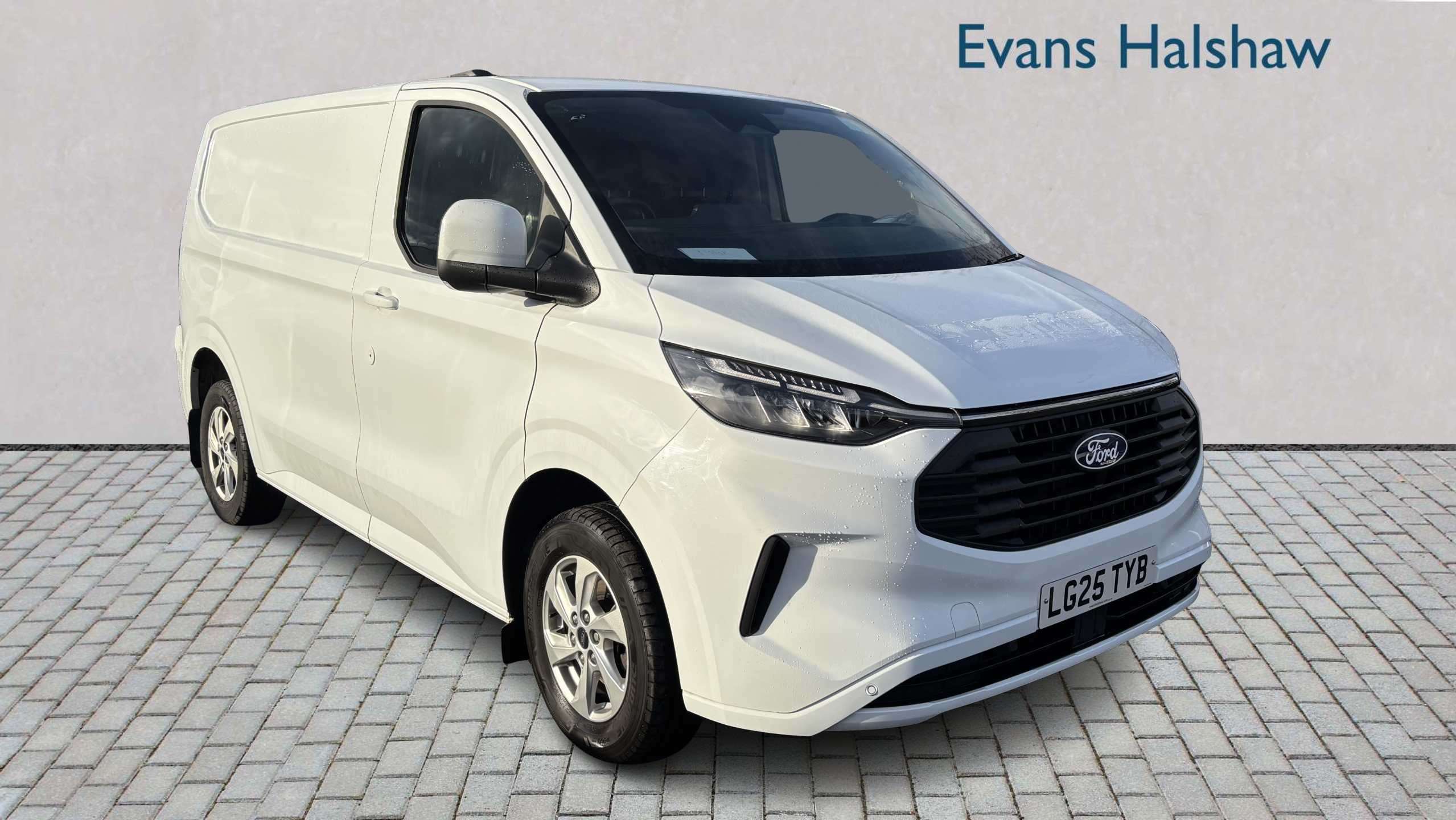 Main listing image - Ford Transit Custom