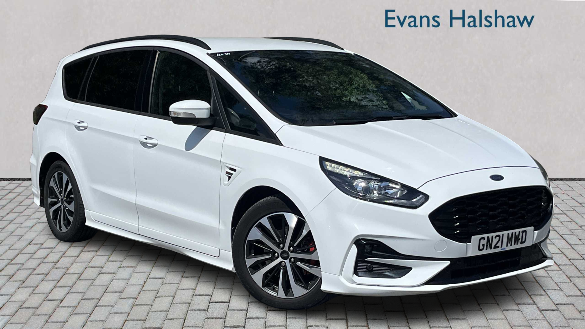 Main listing image - Ford S-MAX
