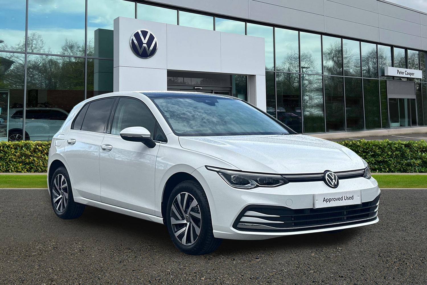 Main listing image - Volkswagen Golf