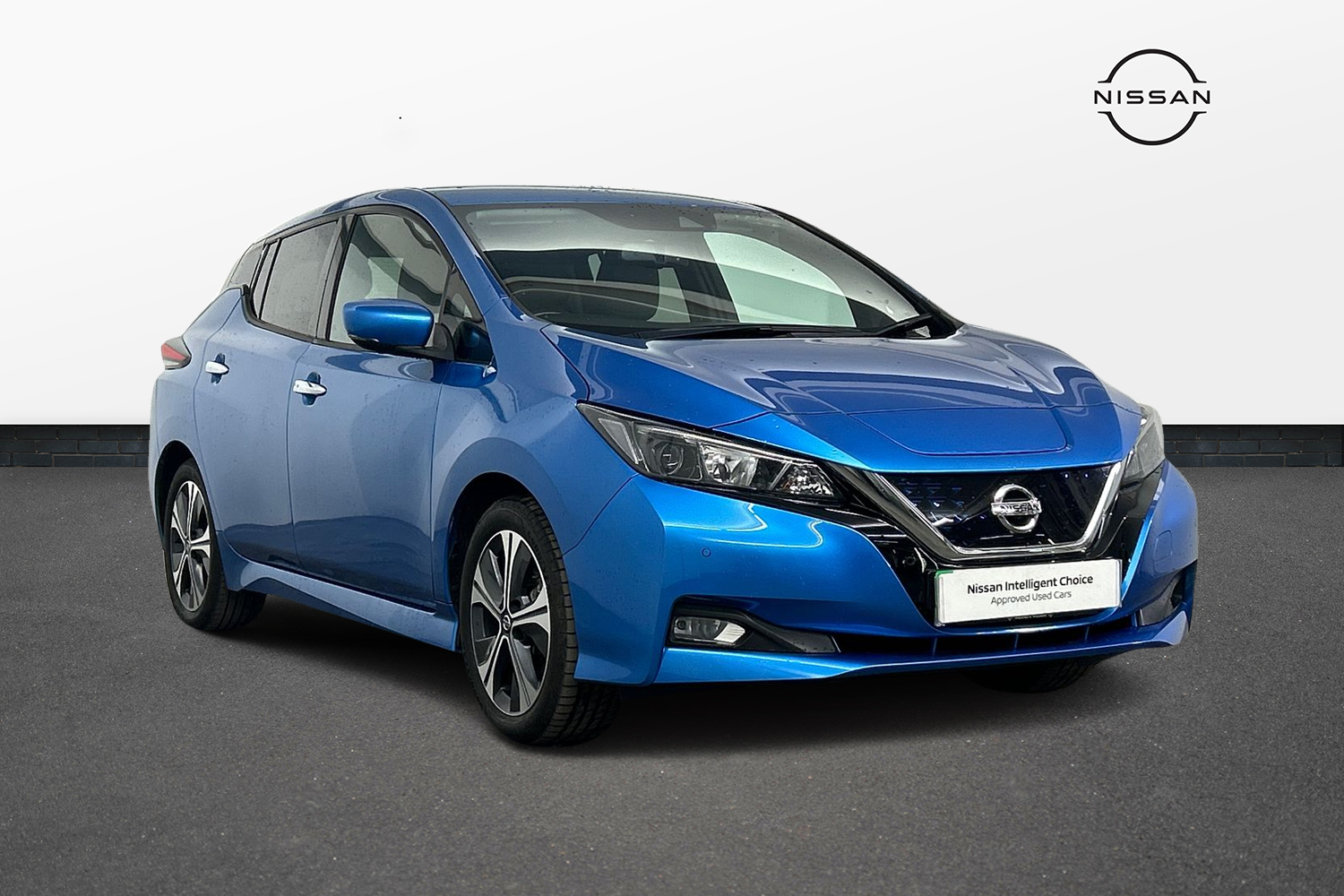 Main listing image - Nissan Leaf