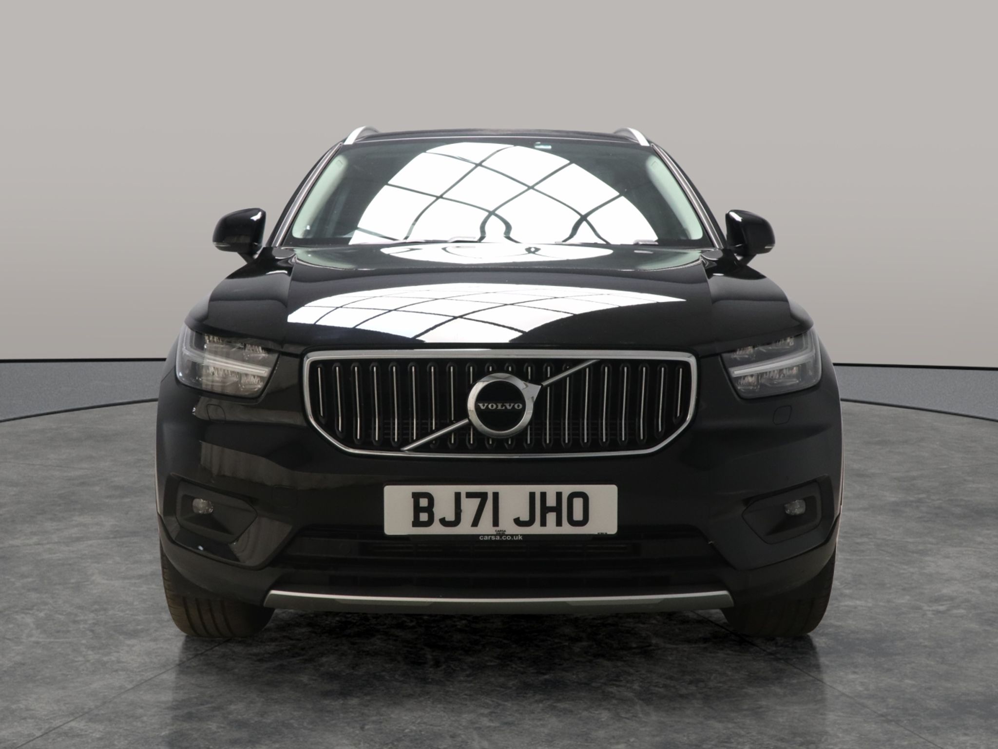 Main listing image - Volvo XC40 Recharge