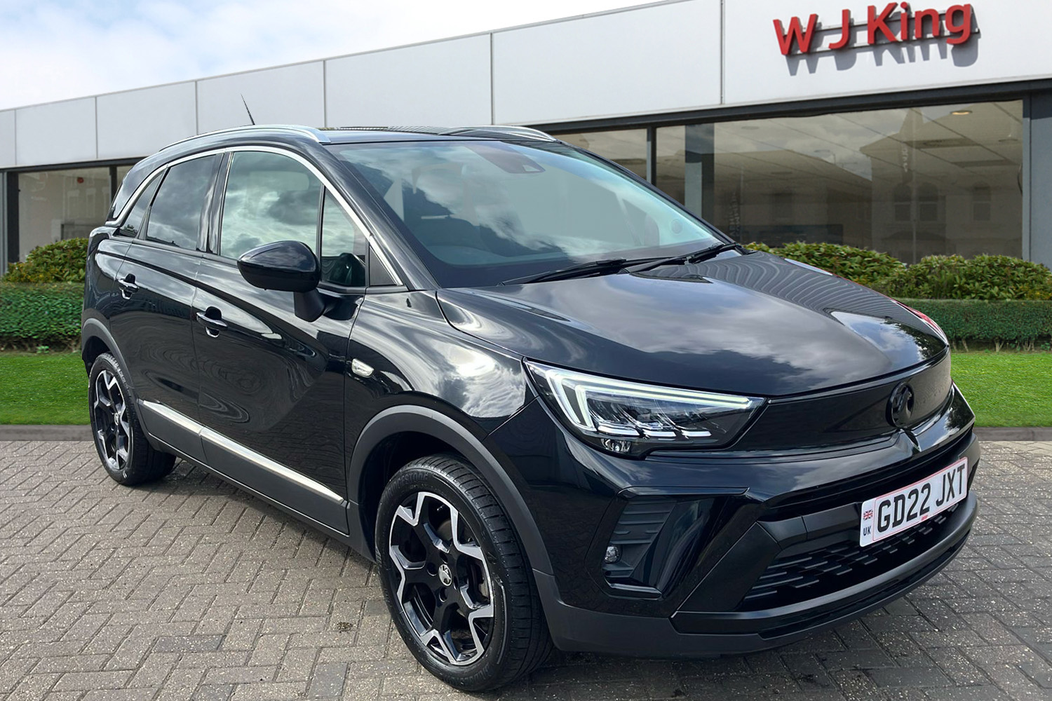 Main listing image - Vauxhall Crossland