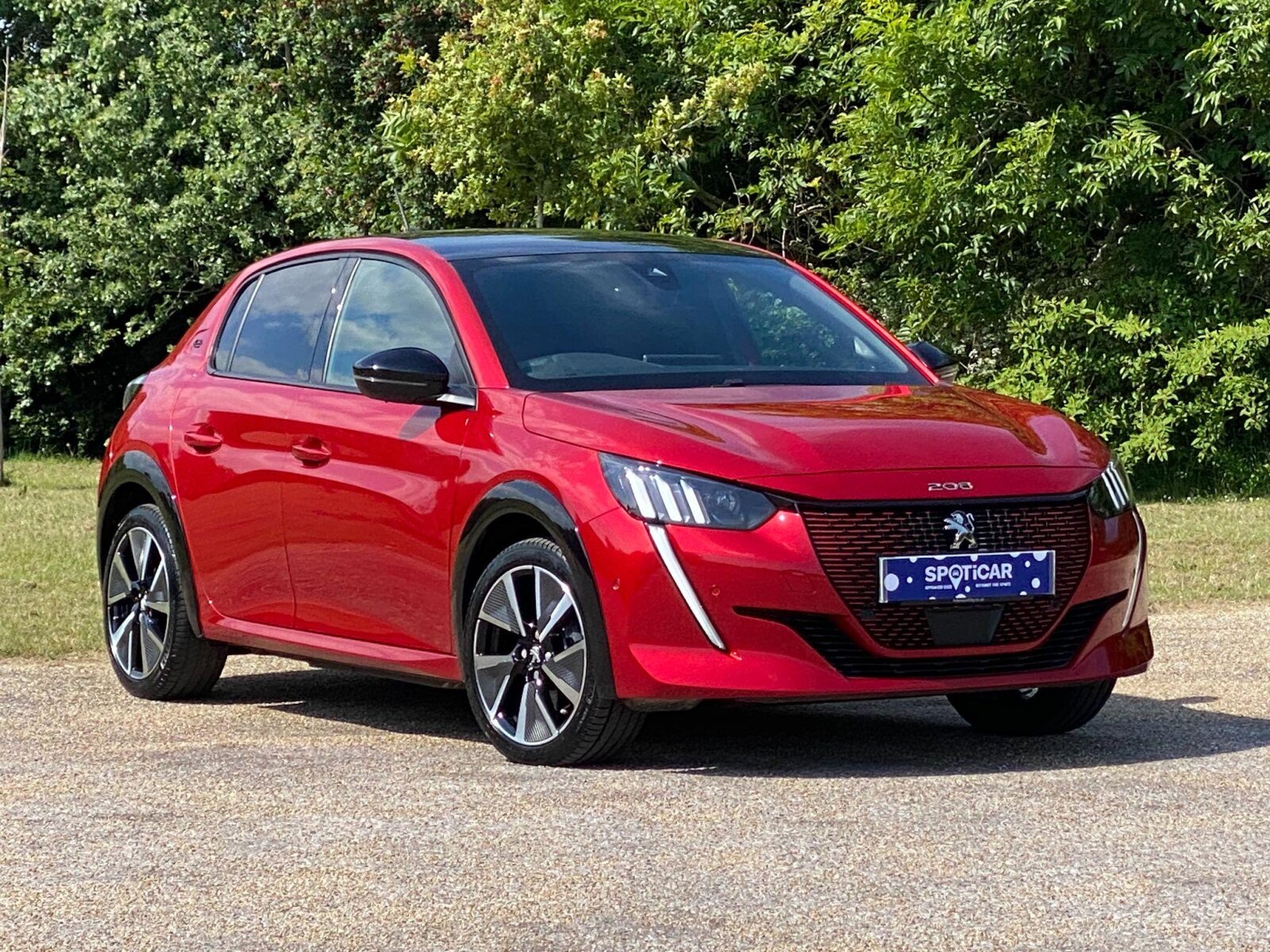Main listing image - Peugeot e-208