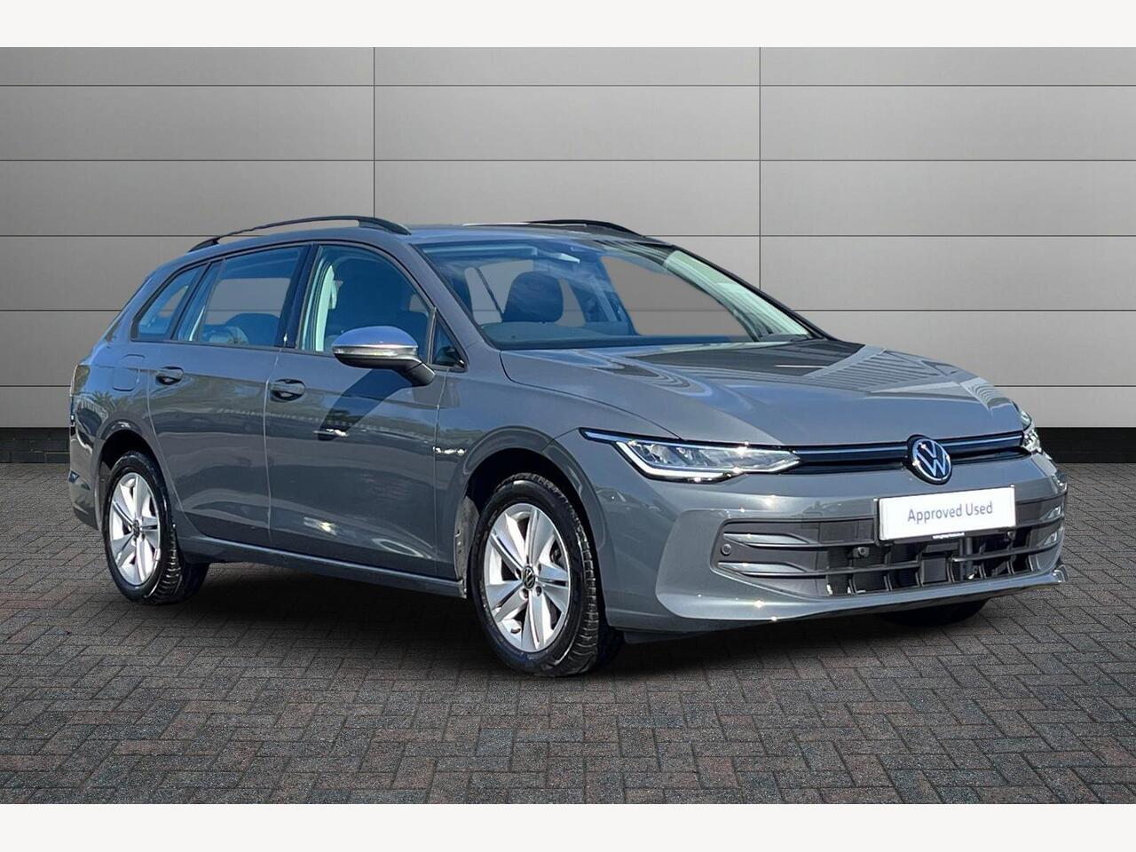 Main listing image - Volkswagen Golf Estate