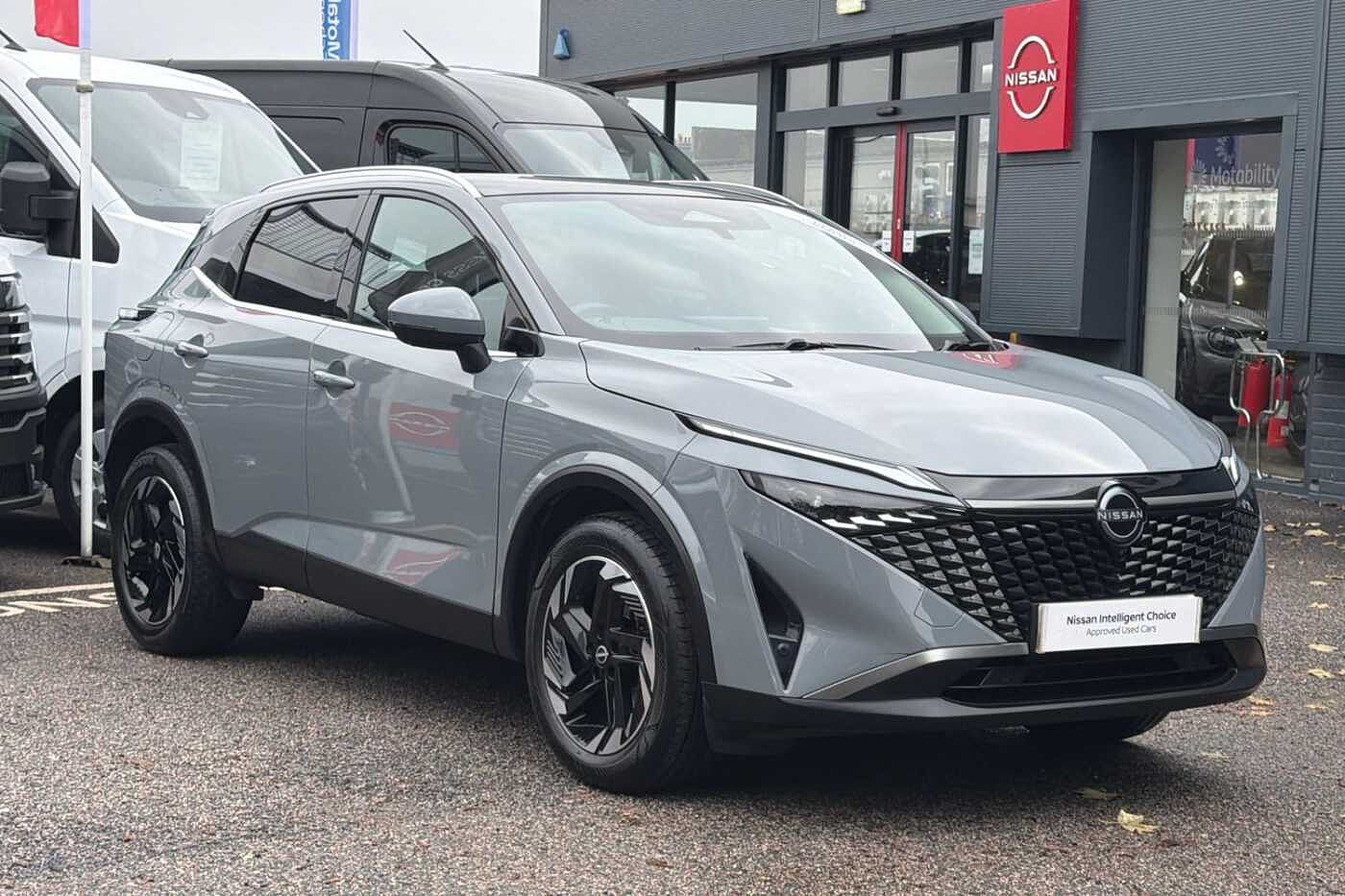 Main listing image - Nissan Qashqai