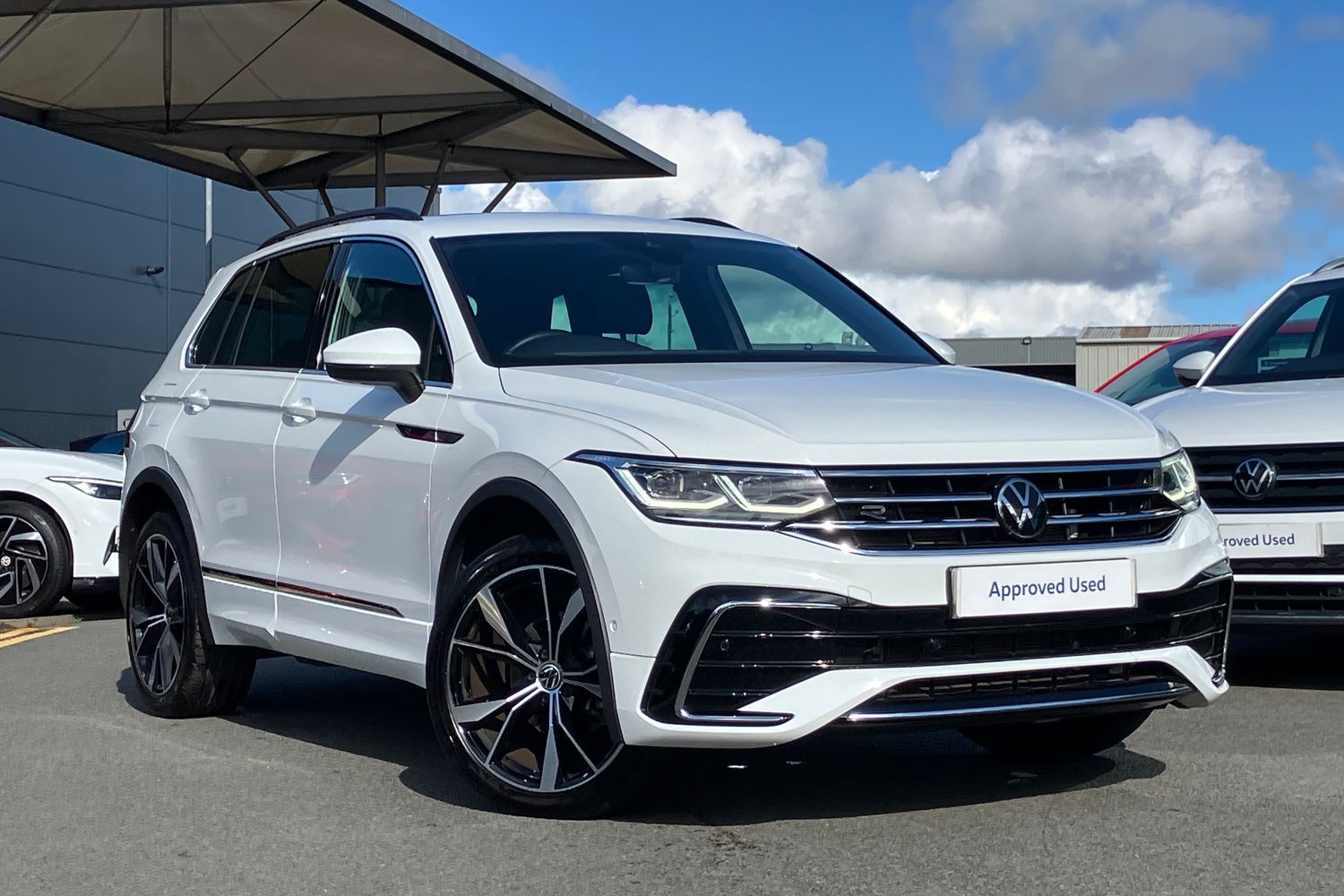 Main listing image - Volkswagen Tiguan