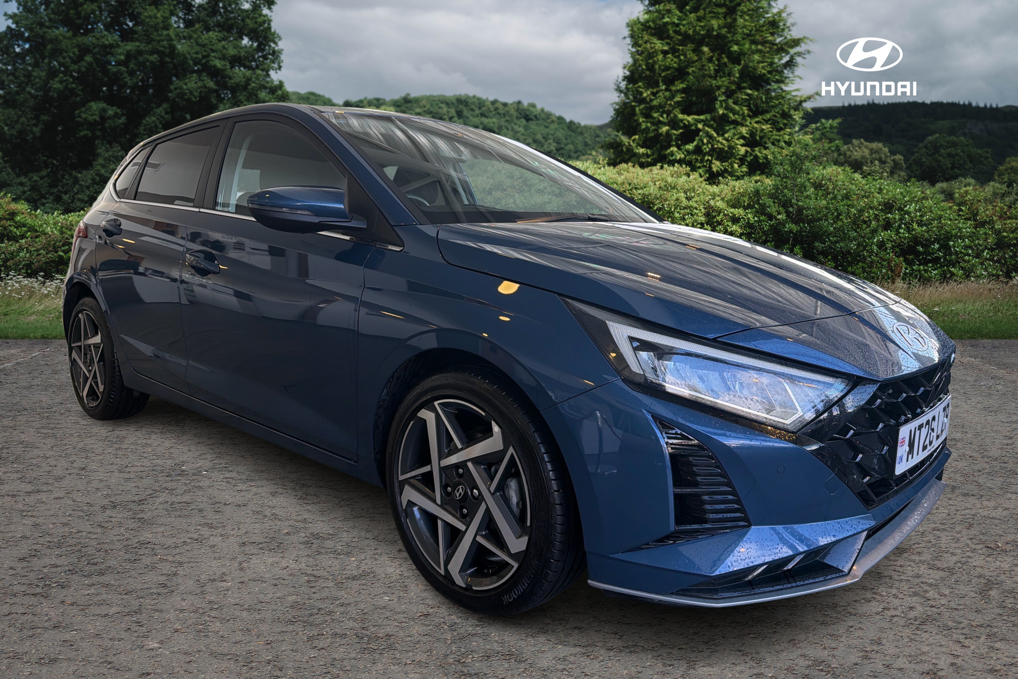 Main listing image - Hyundai i20