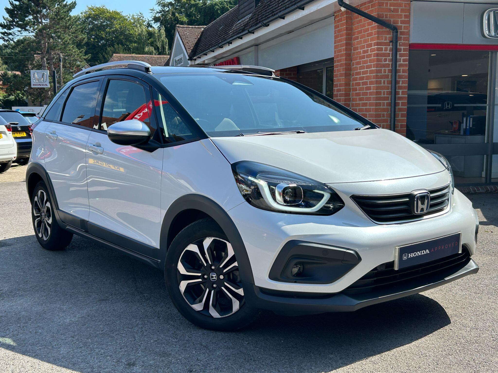 Main listing image - Honda Jazz Crosstar