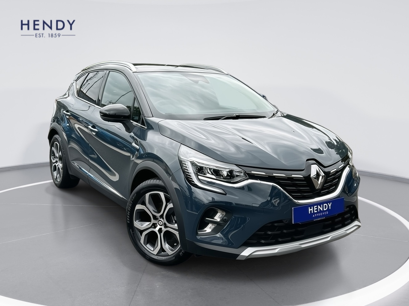 Main listing image - Renault Captur