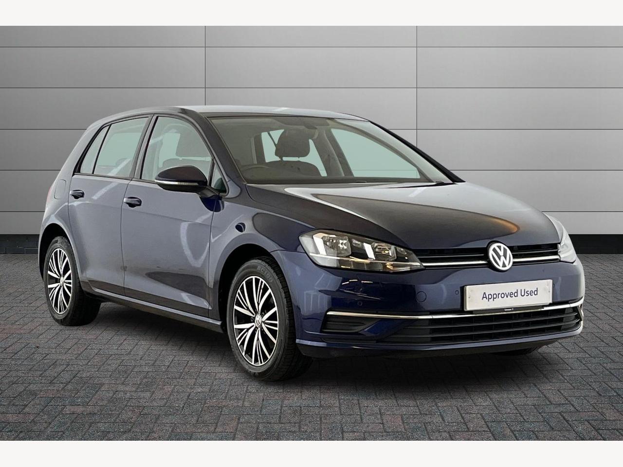 Main listing image - Volkswagen Golf