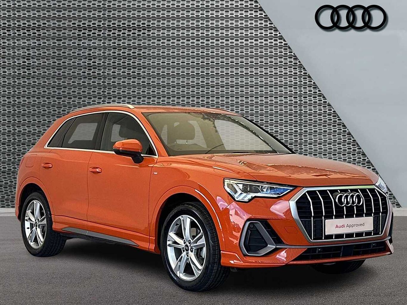 Main listing image - Audi Q3