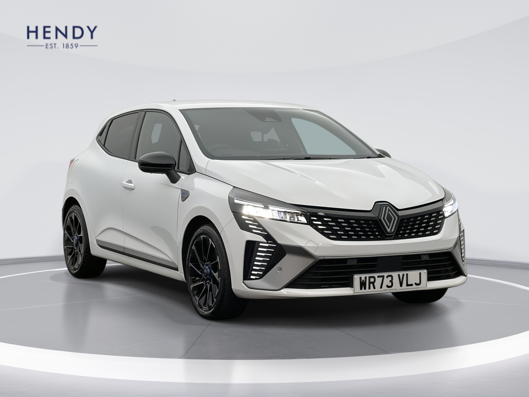 Main listing image - Renault Clio
