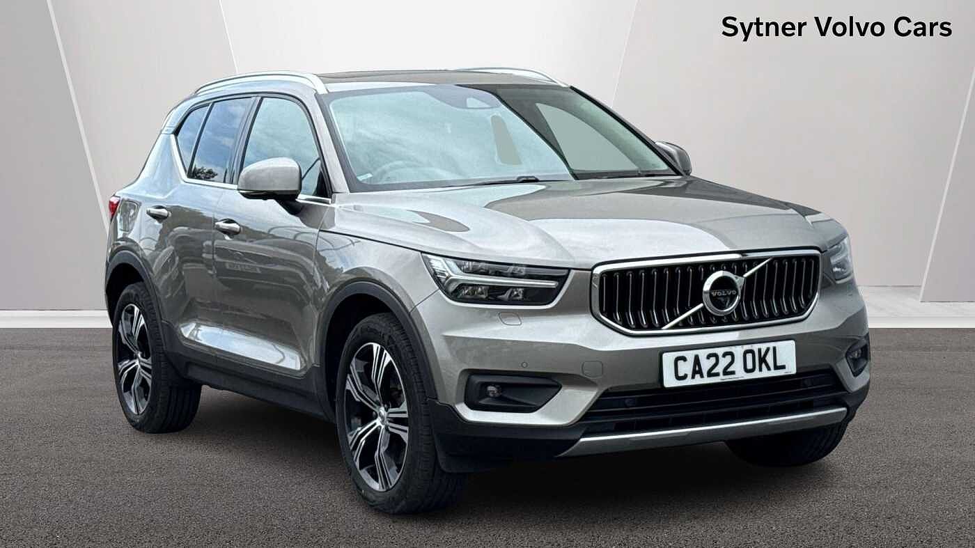 Main listing image - Volvo XC40 Recharge