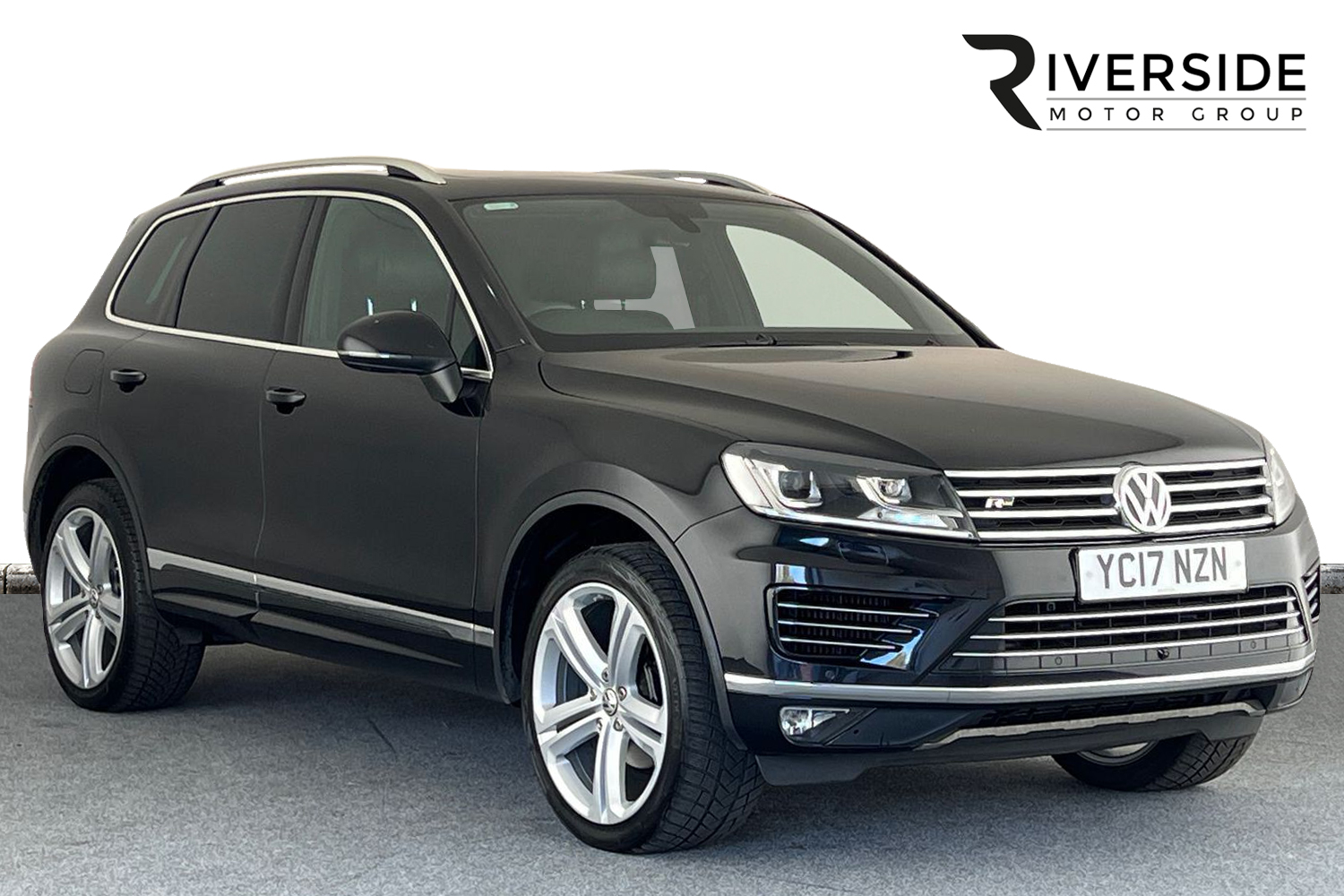 Main listing image - Volkswagen Touareg