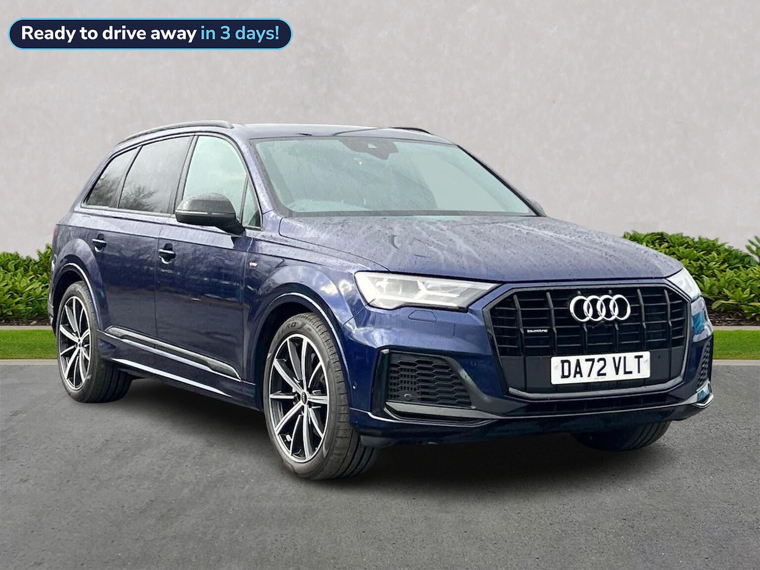 Main listing image - Audi Q7