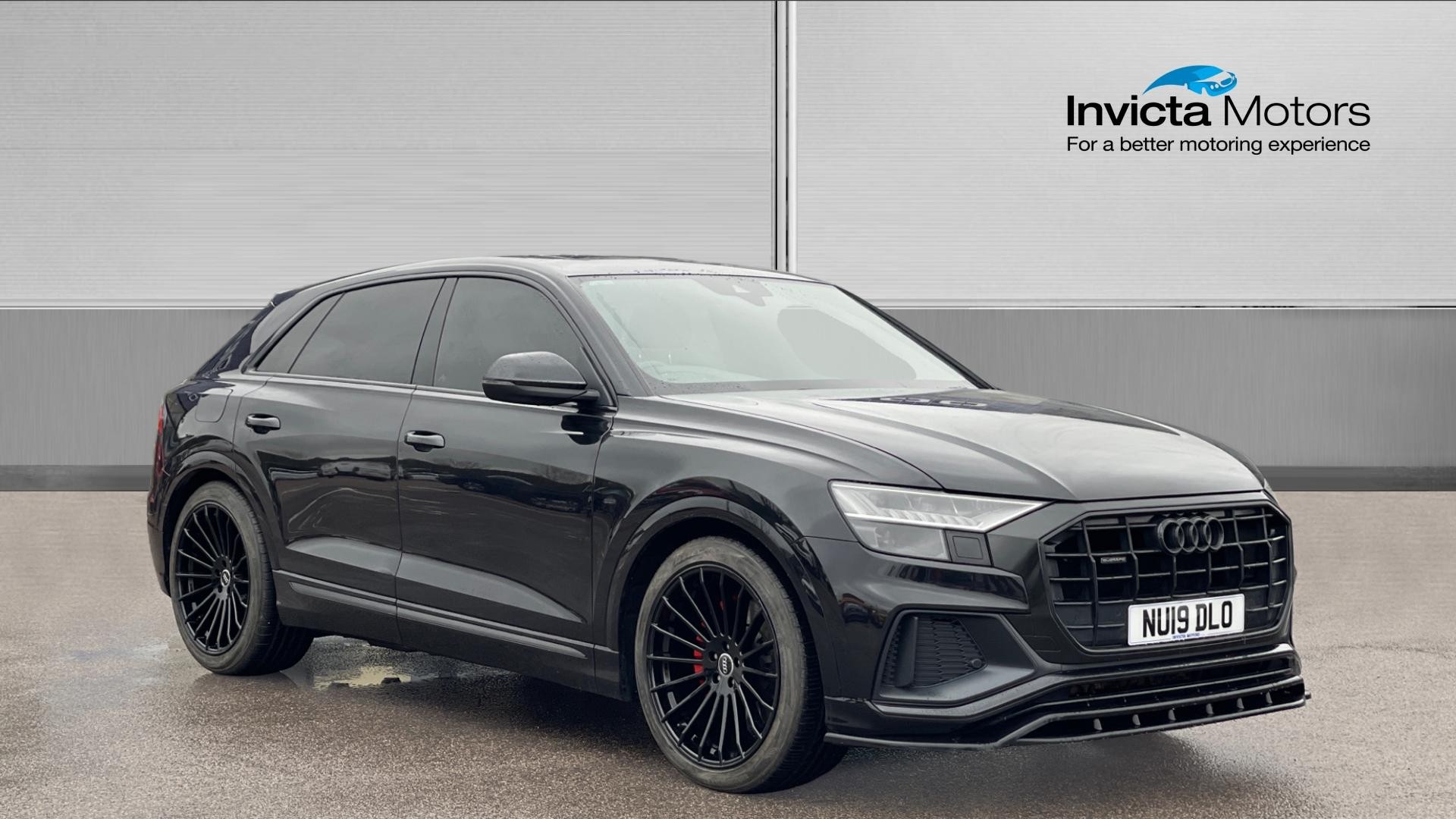 Main listing image - Audi Q8