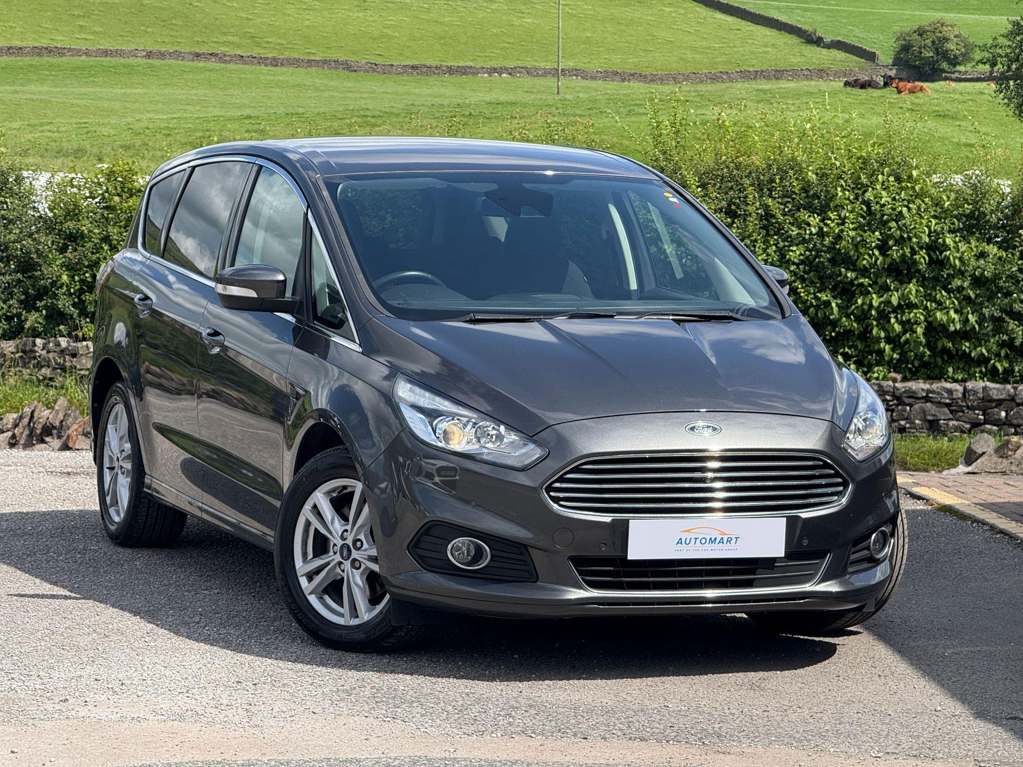 Main listing image - Ford S-MAX